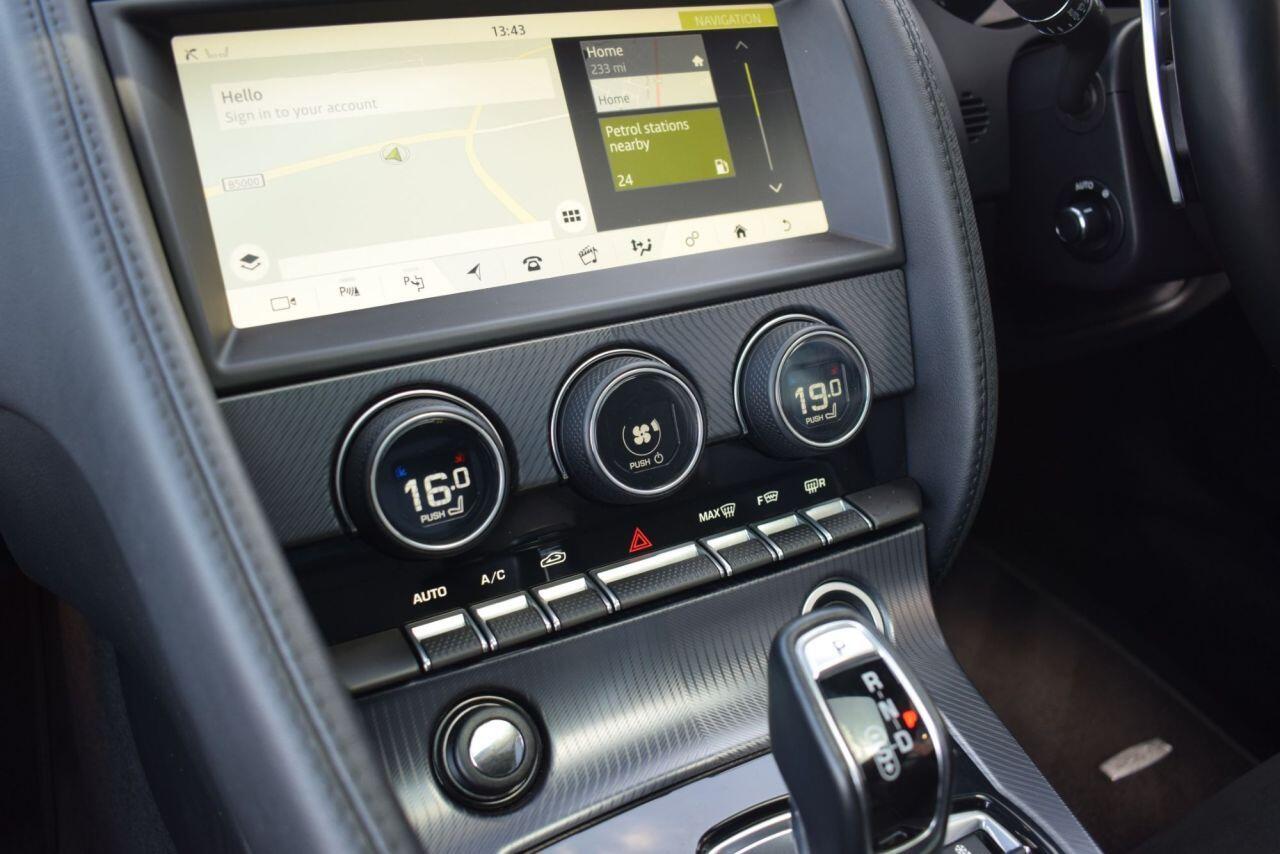 Jaguar F-Type view 30