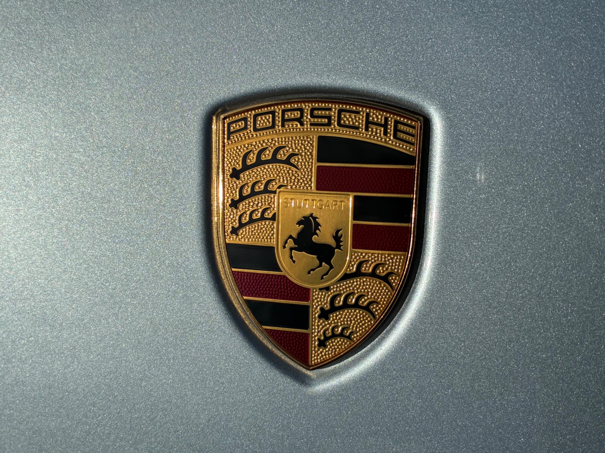 Porsche Macan view 10