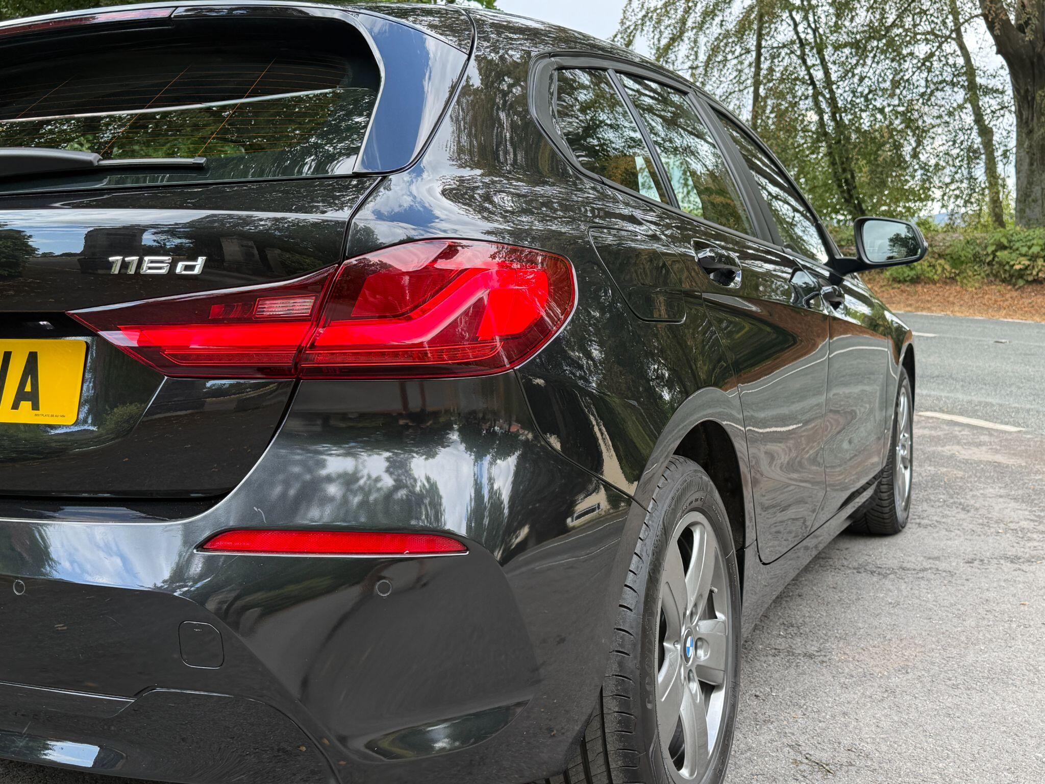 BMW 1 Series view 20