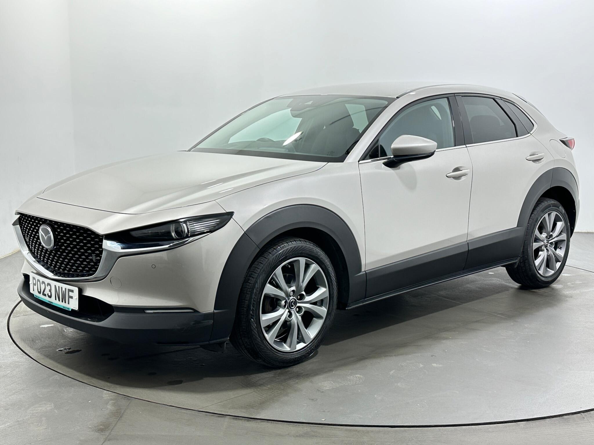 Mazda CX-30 view 4