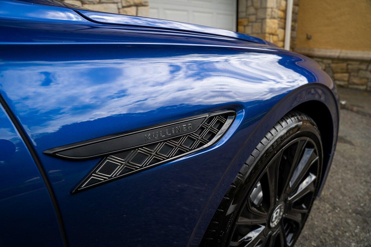 Bentley Flying Spur view 5