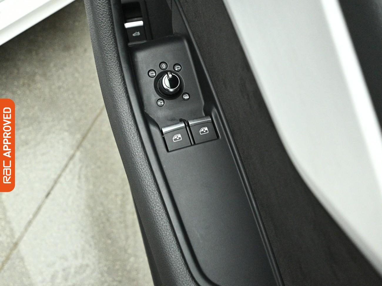 Audi A5 view 25