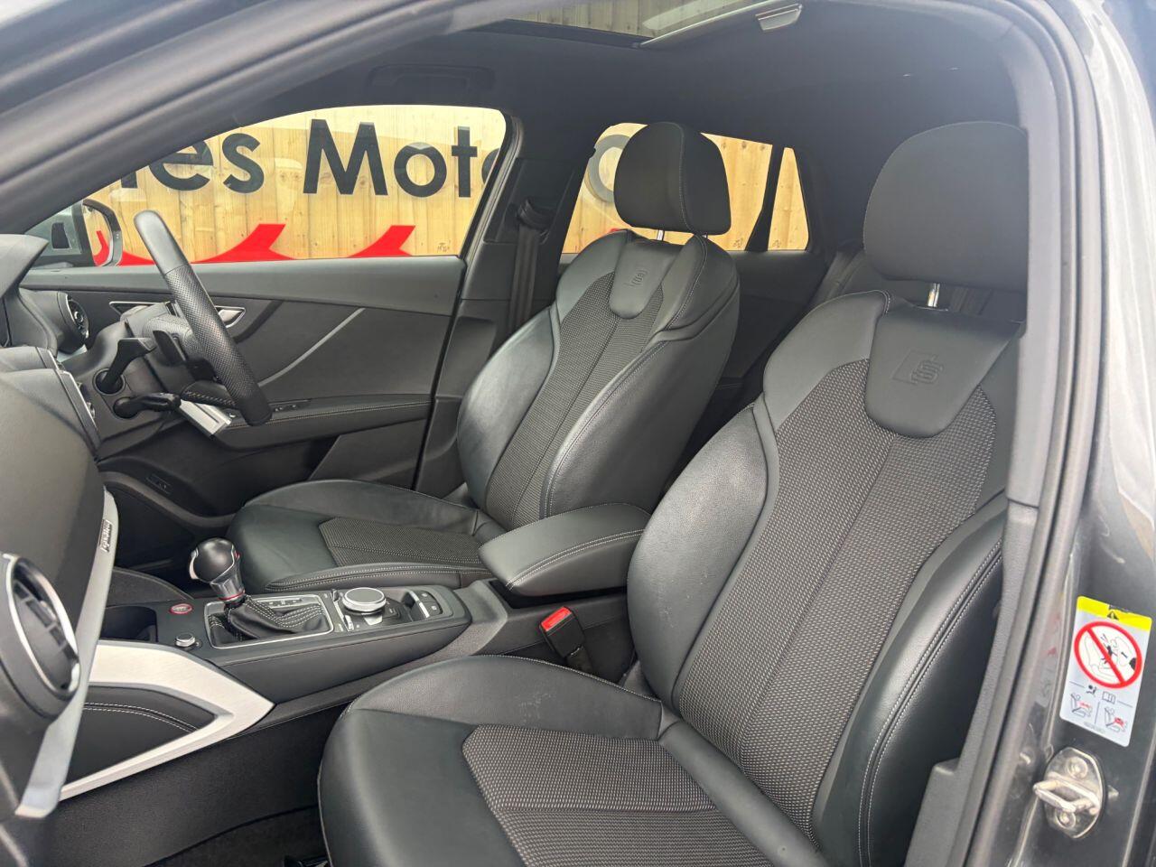 Audi SQ2 view 20
