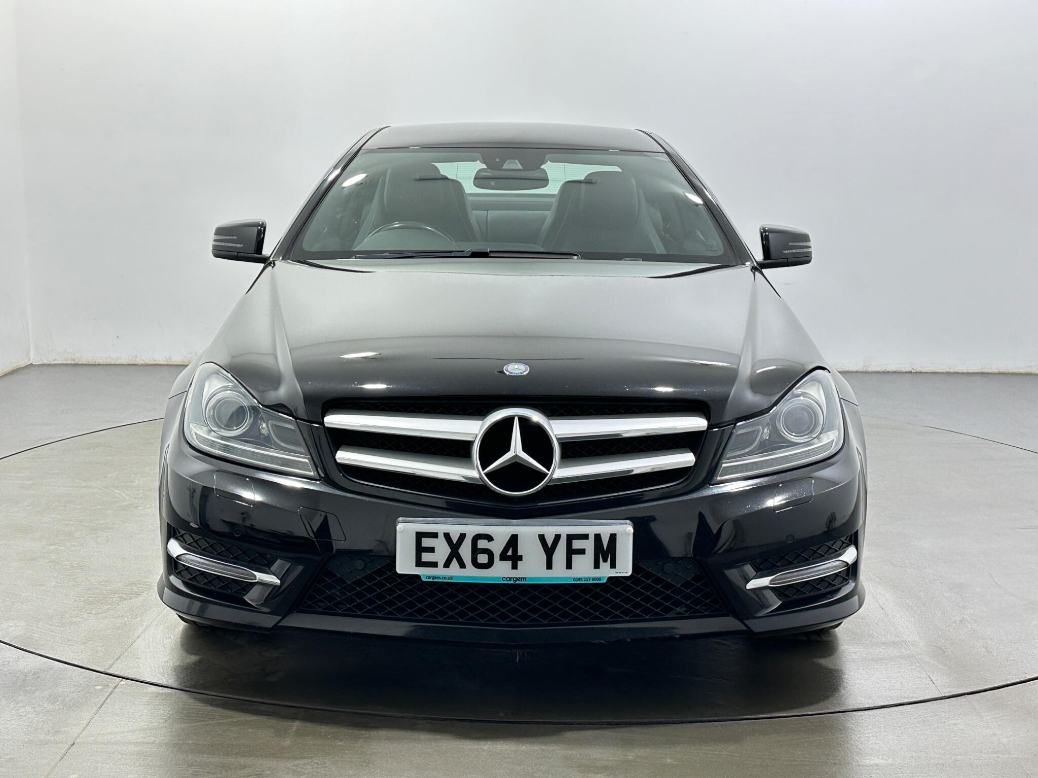 Mercedes-Benz C-Class view 3