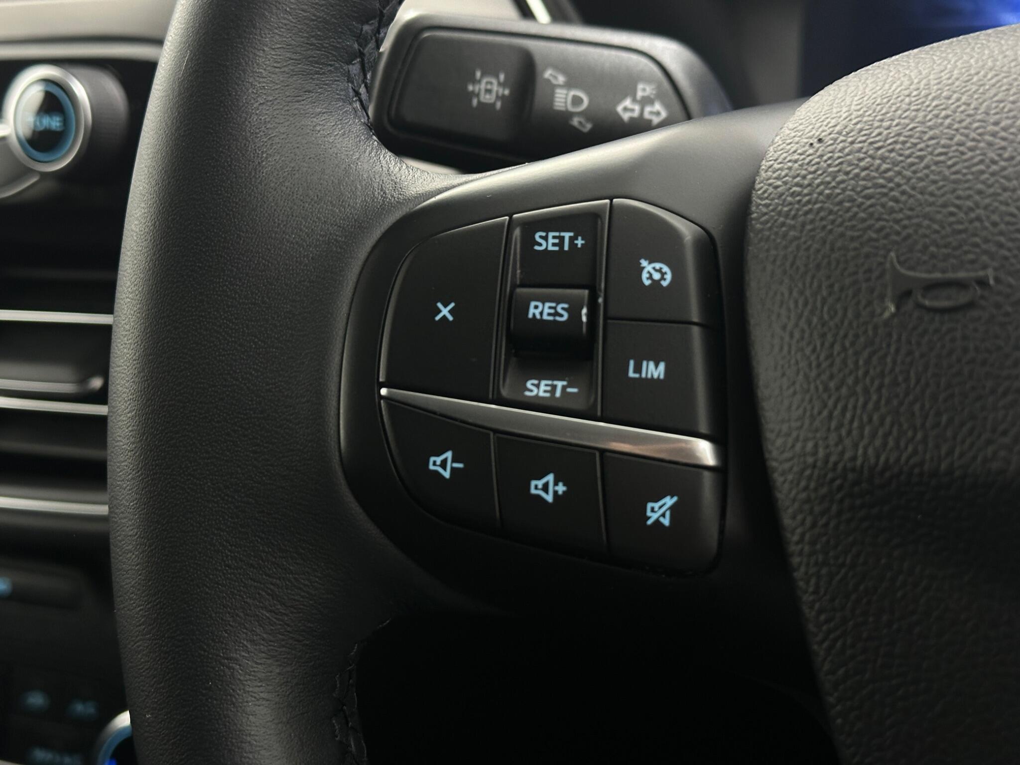 Ford Kuga view 14