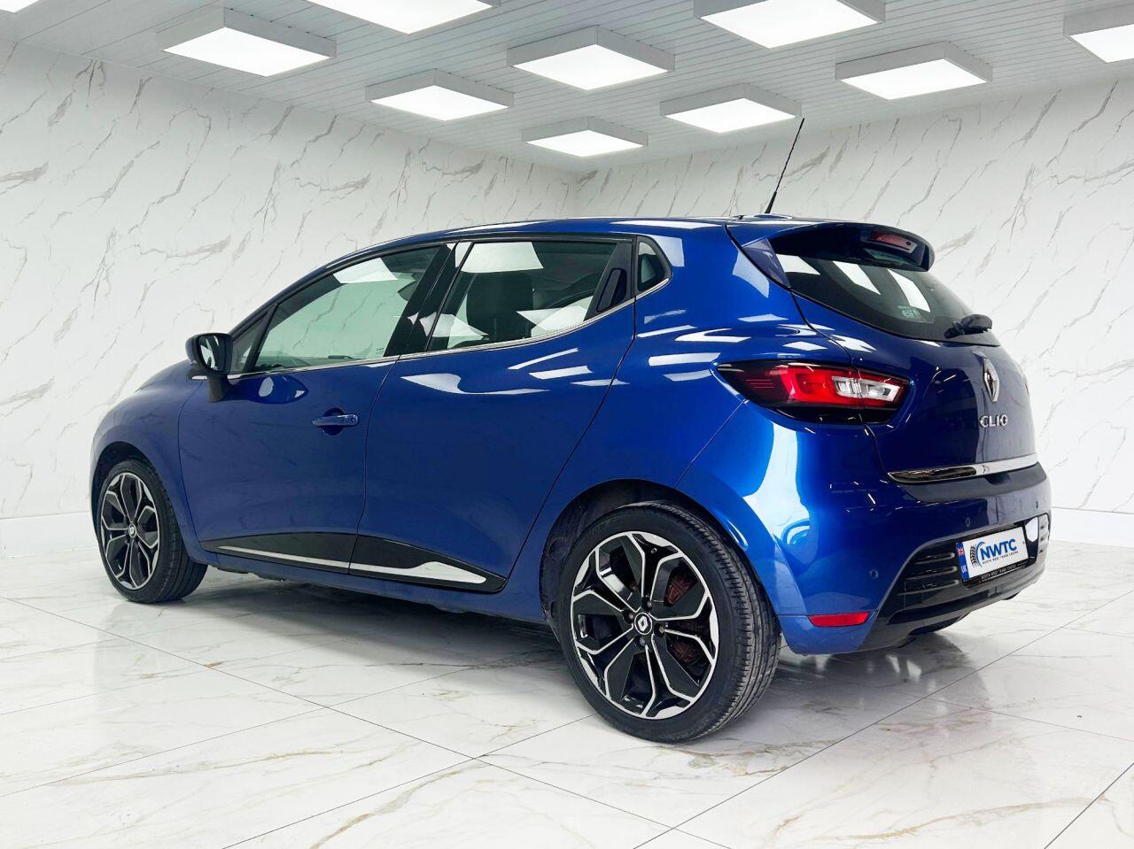 Renault Clio view 8