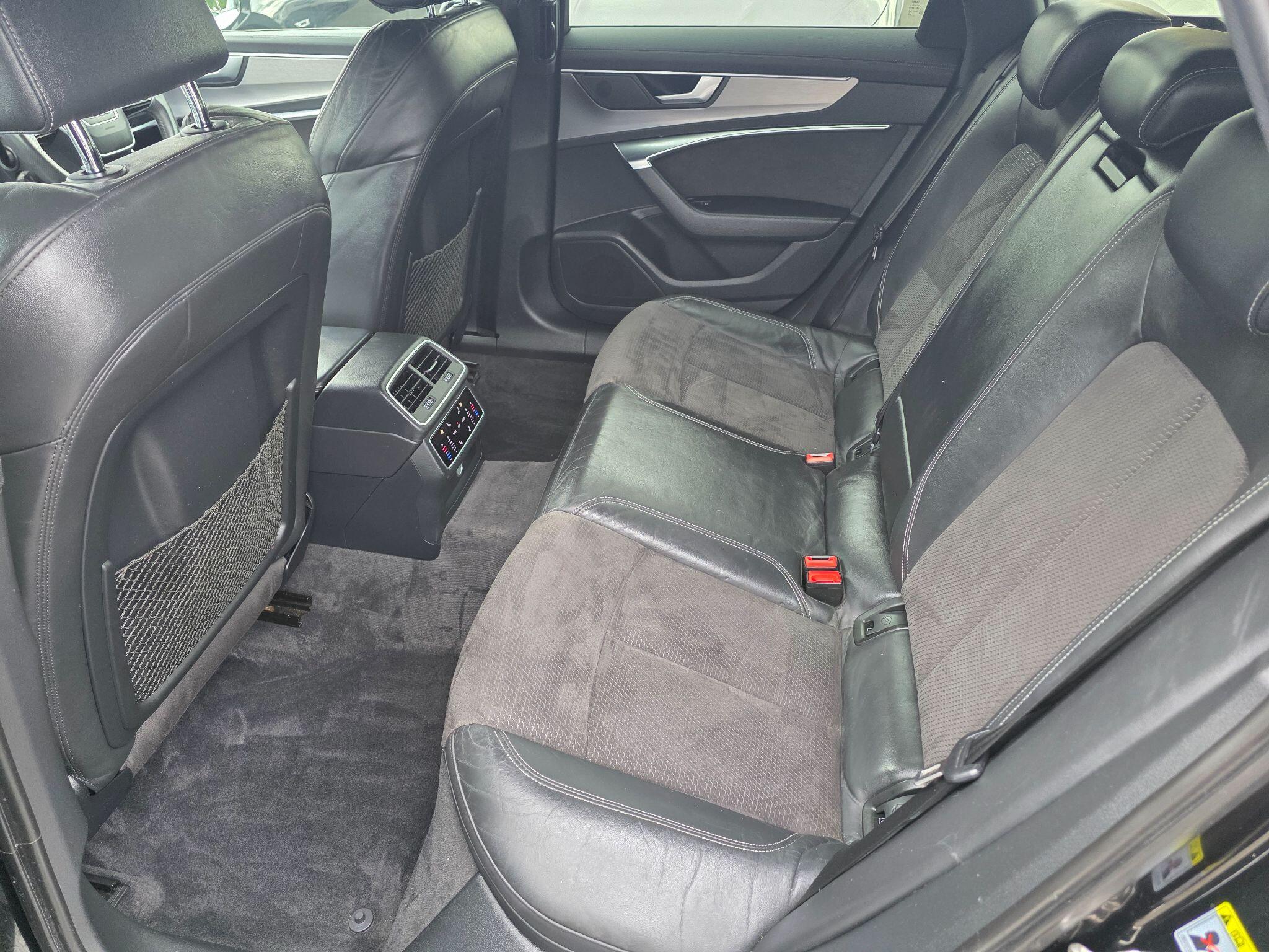 Audi A6 Avant view 14