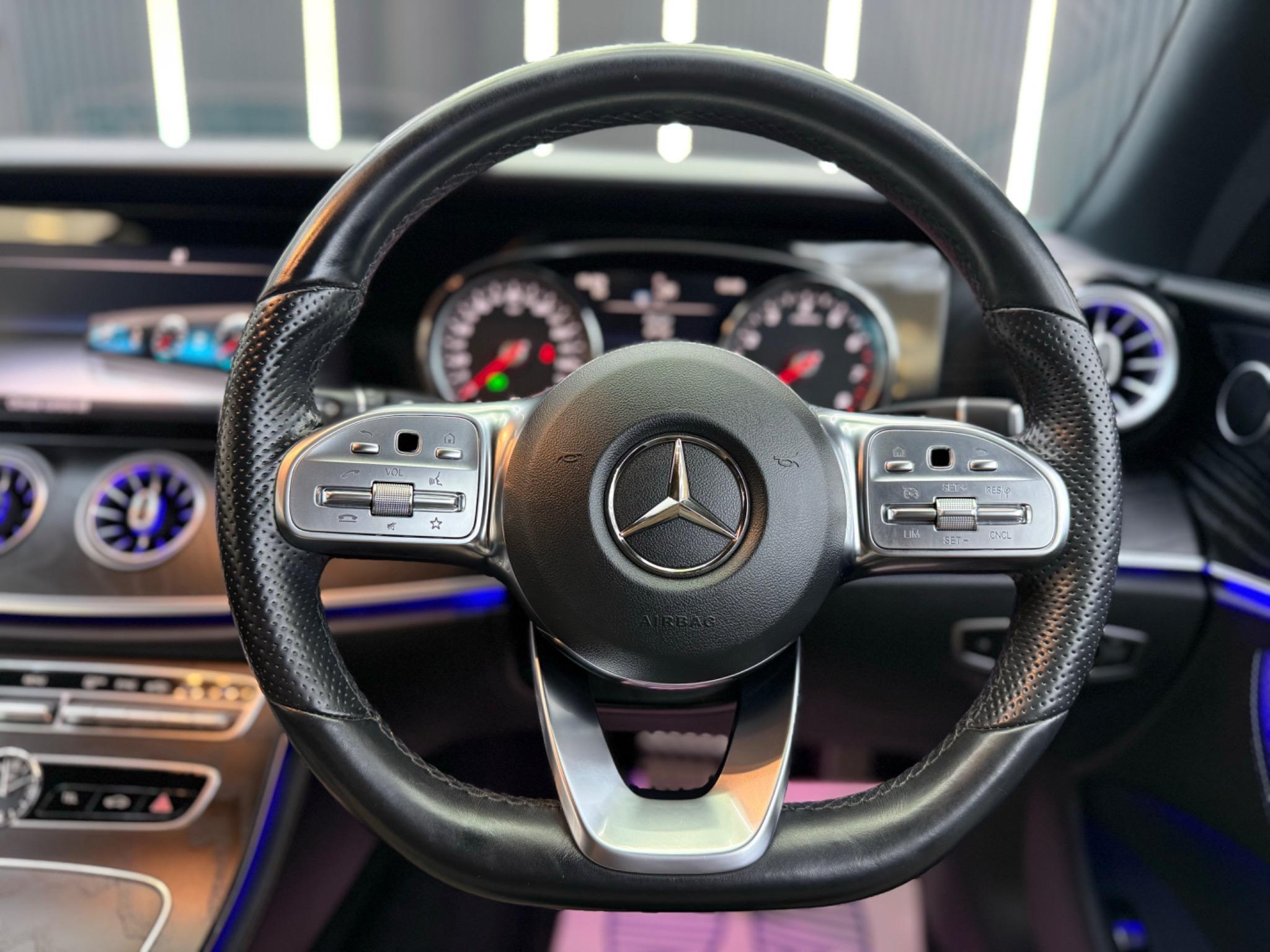 Mercedes-Benz E Class view 10