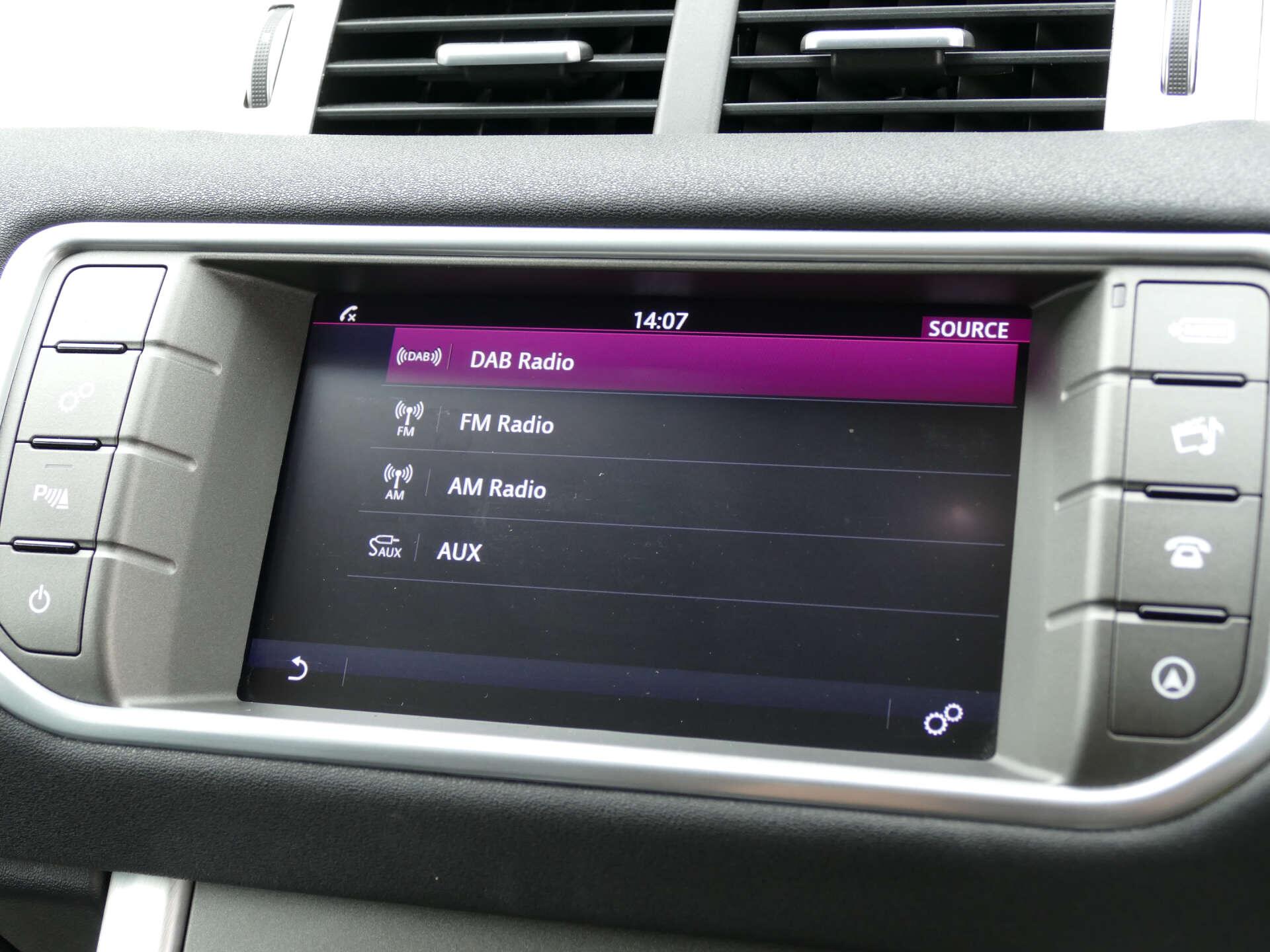 Land Rover Range Rover Evoque view 36