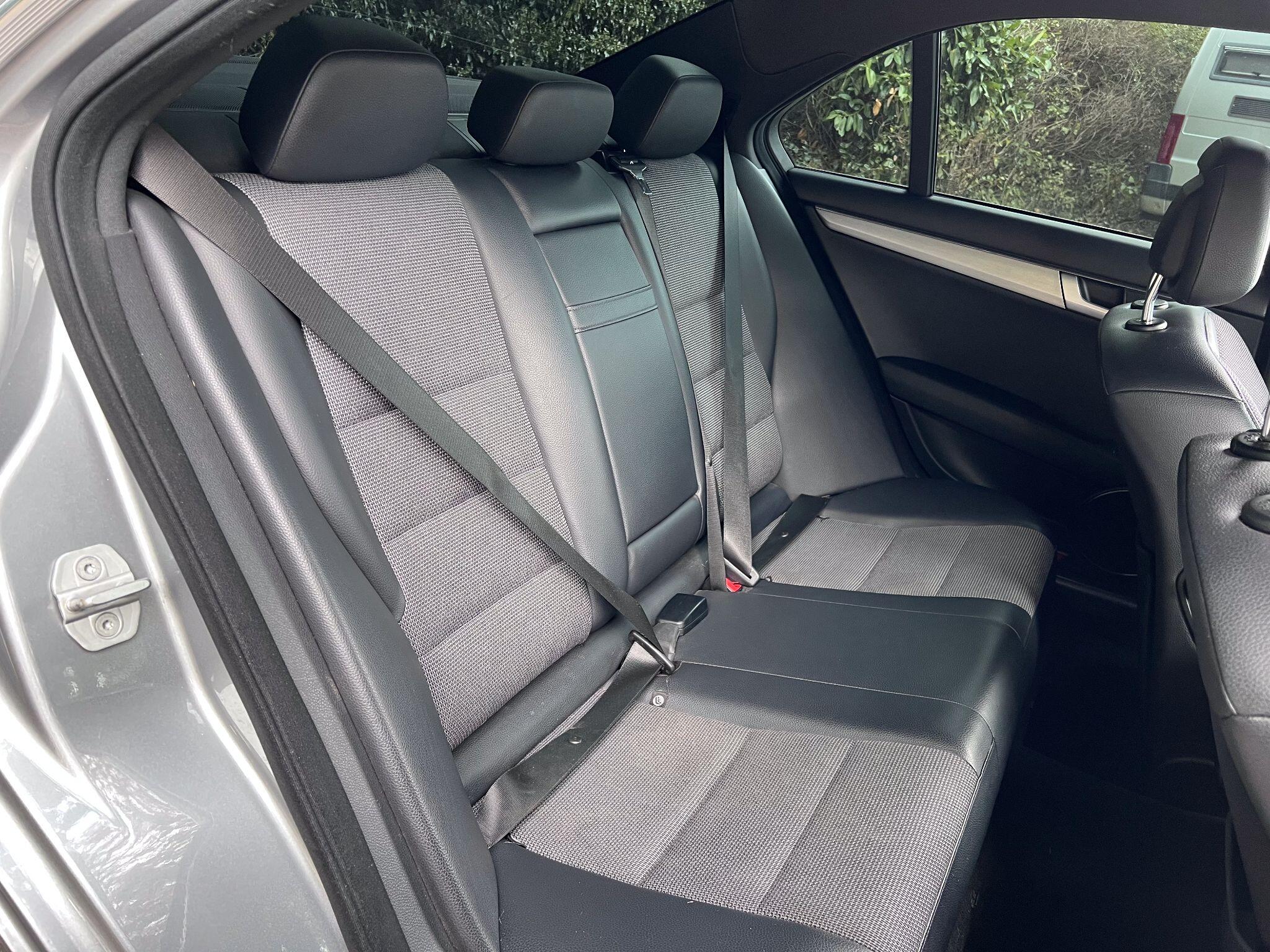 Mercedes-Benz C-Class view 22