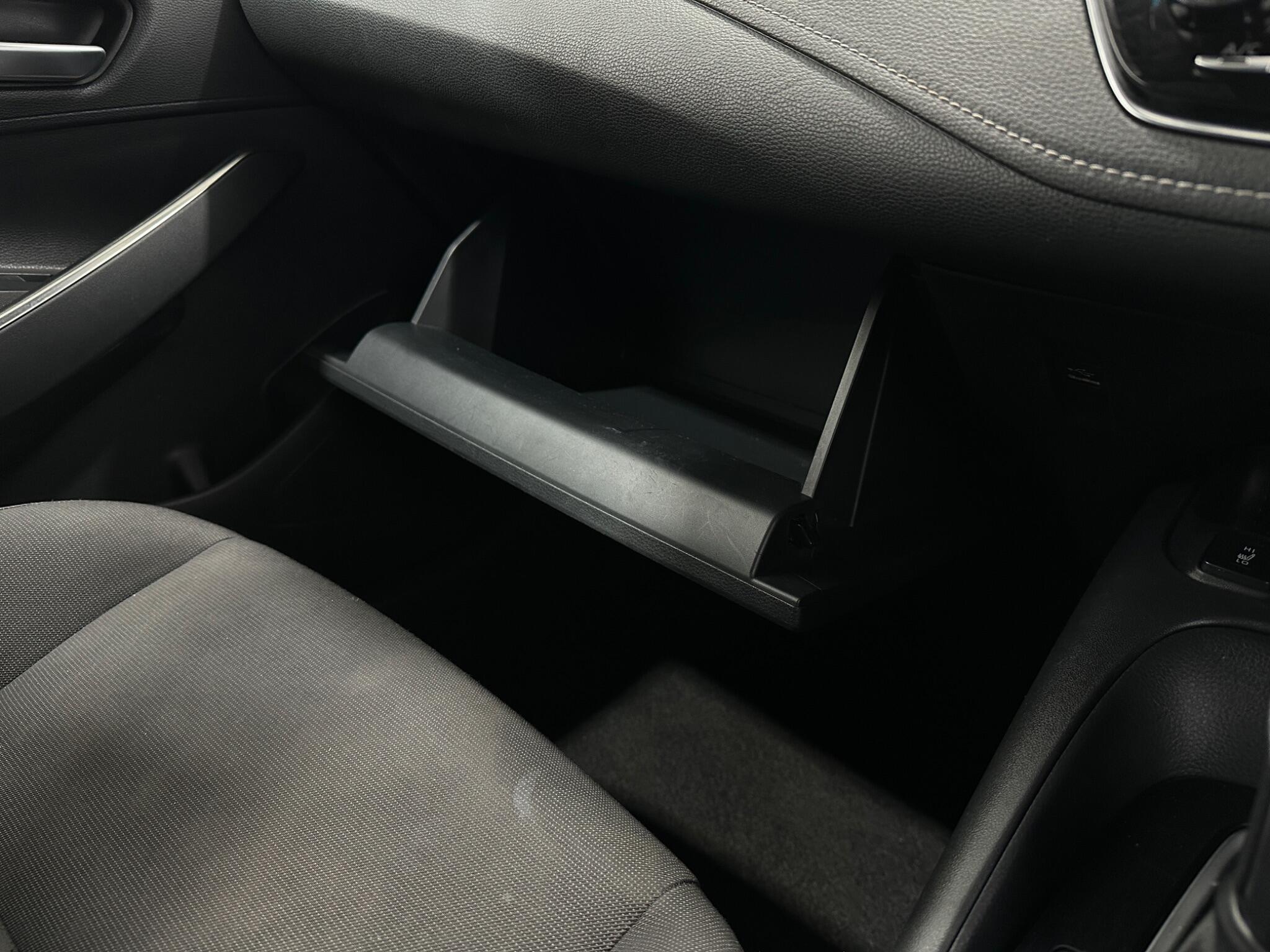 Toyota Corolla view 28