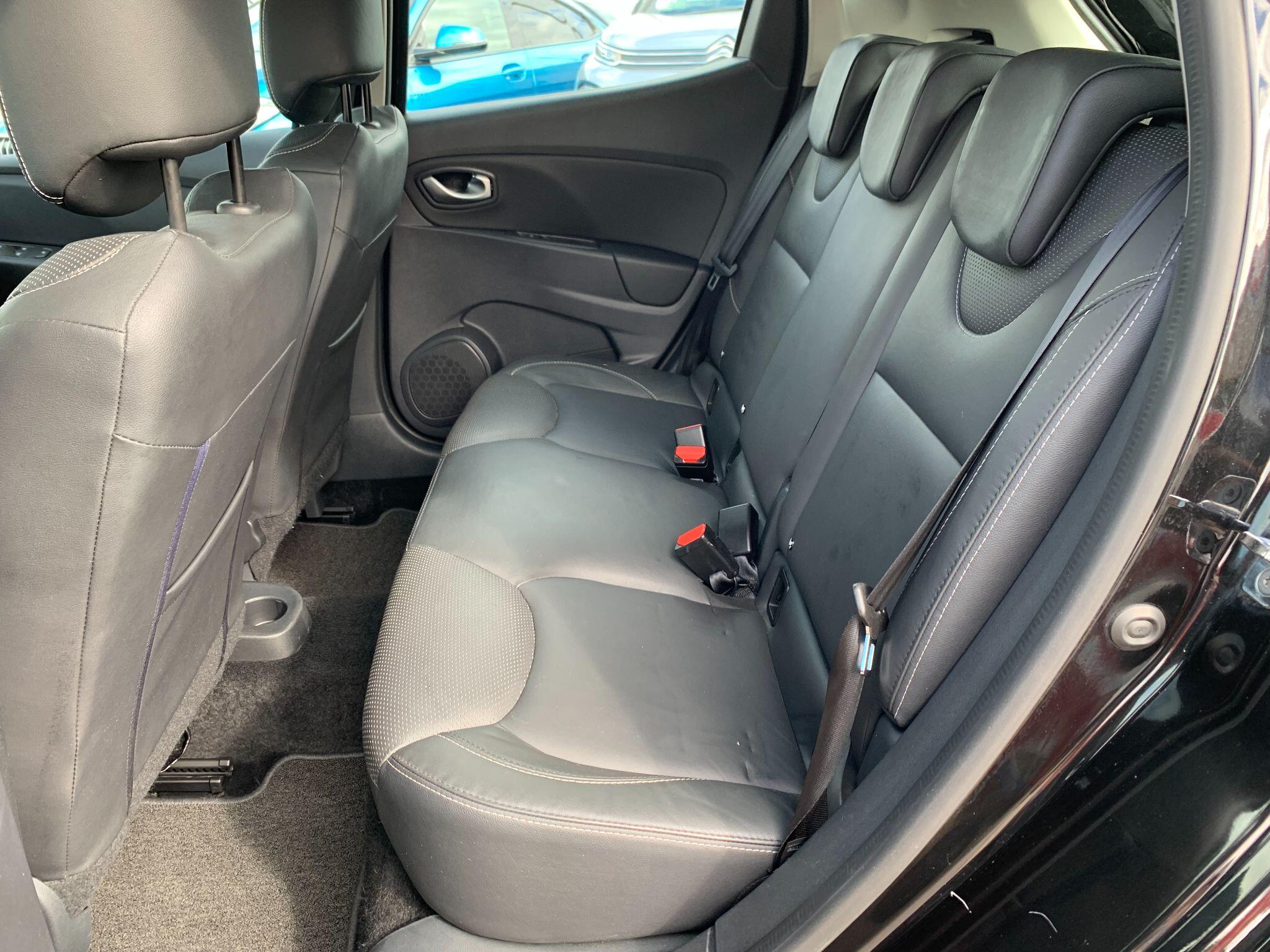 Renault Clio view 20