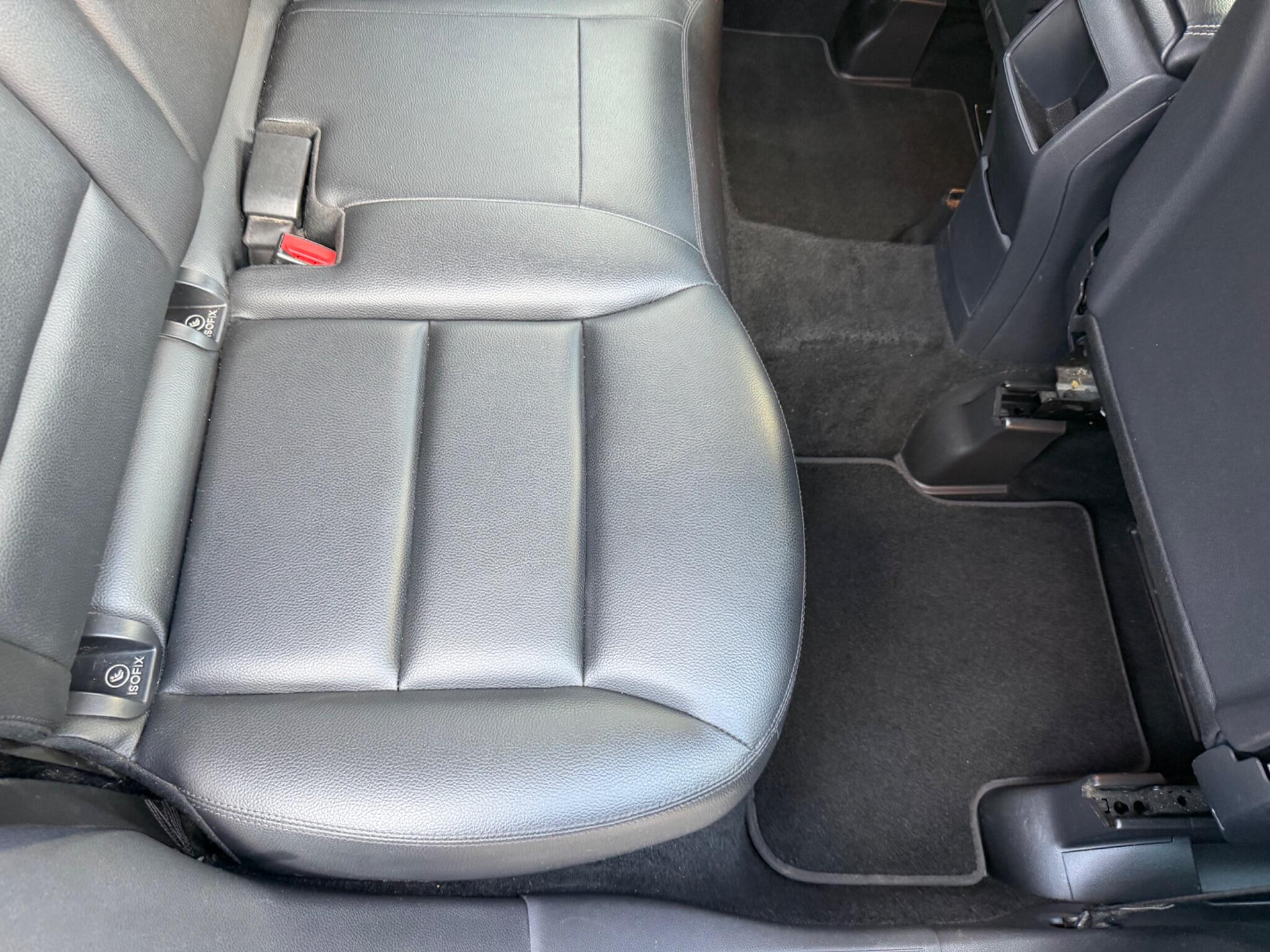 Mercedes-Benz B-Class view 23