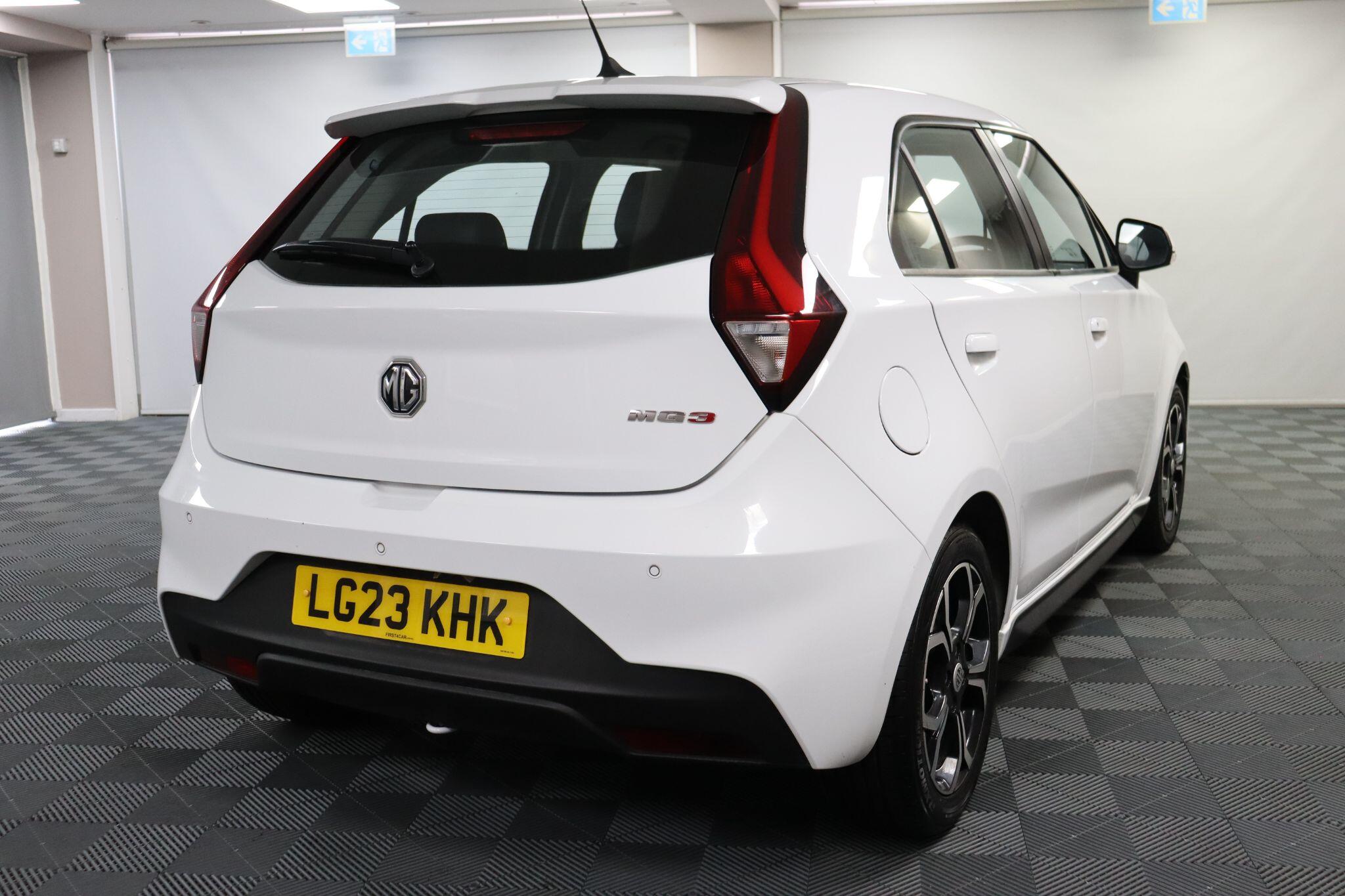 MG MG3 view 11