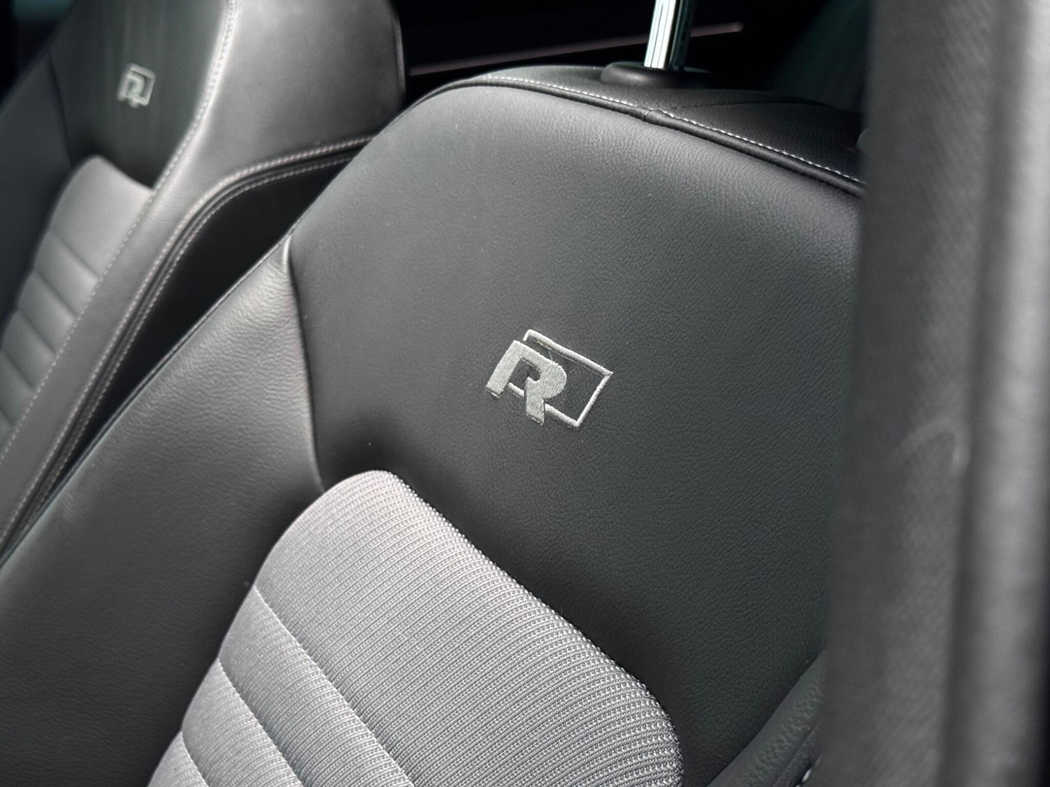 Volkswagen Passat view 49