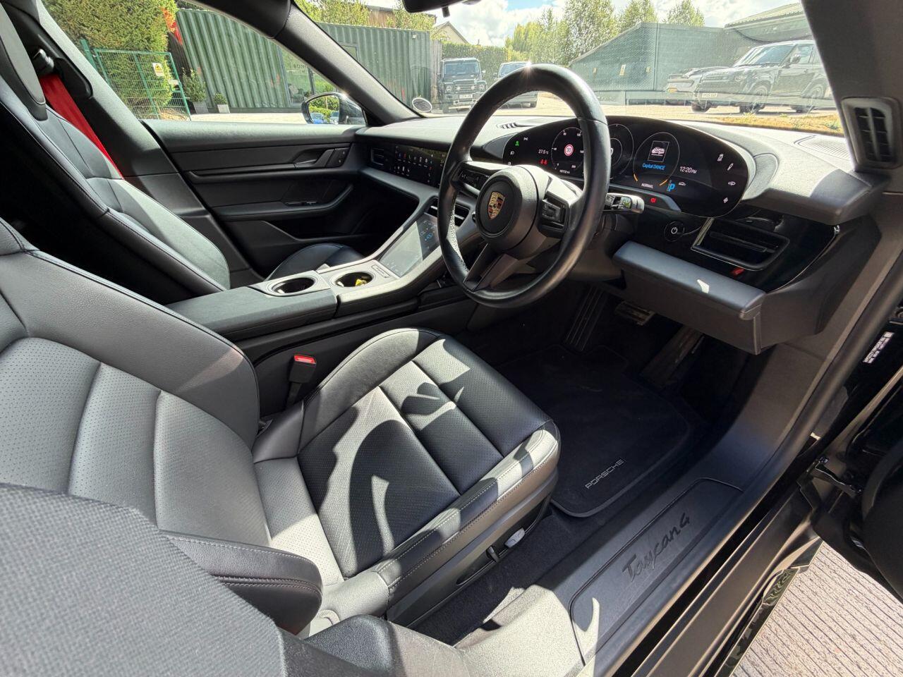 Porsche Taycan view 36