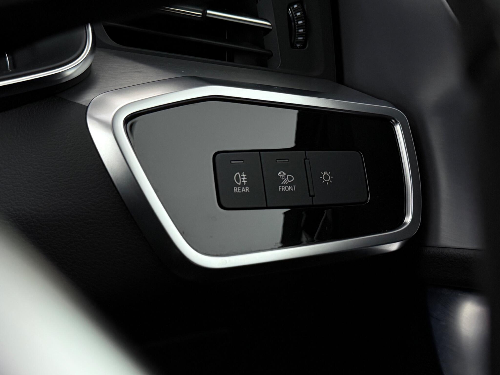 Audi A6 view 22