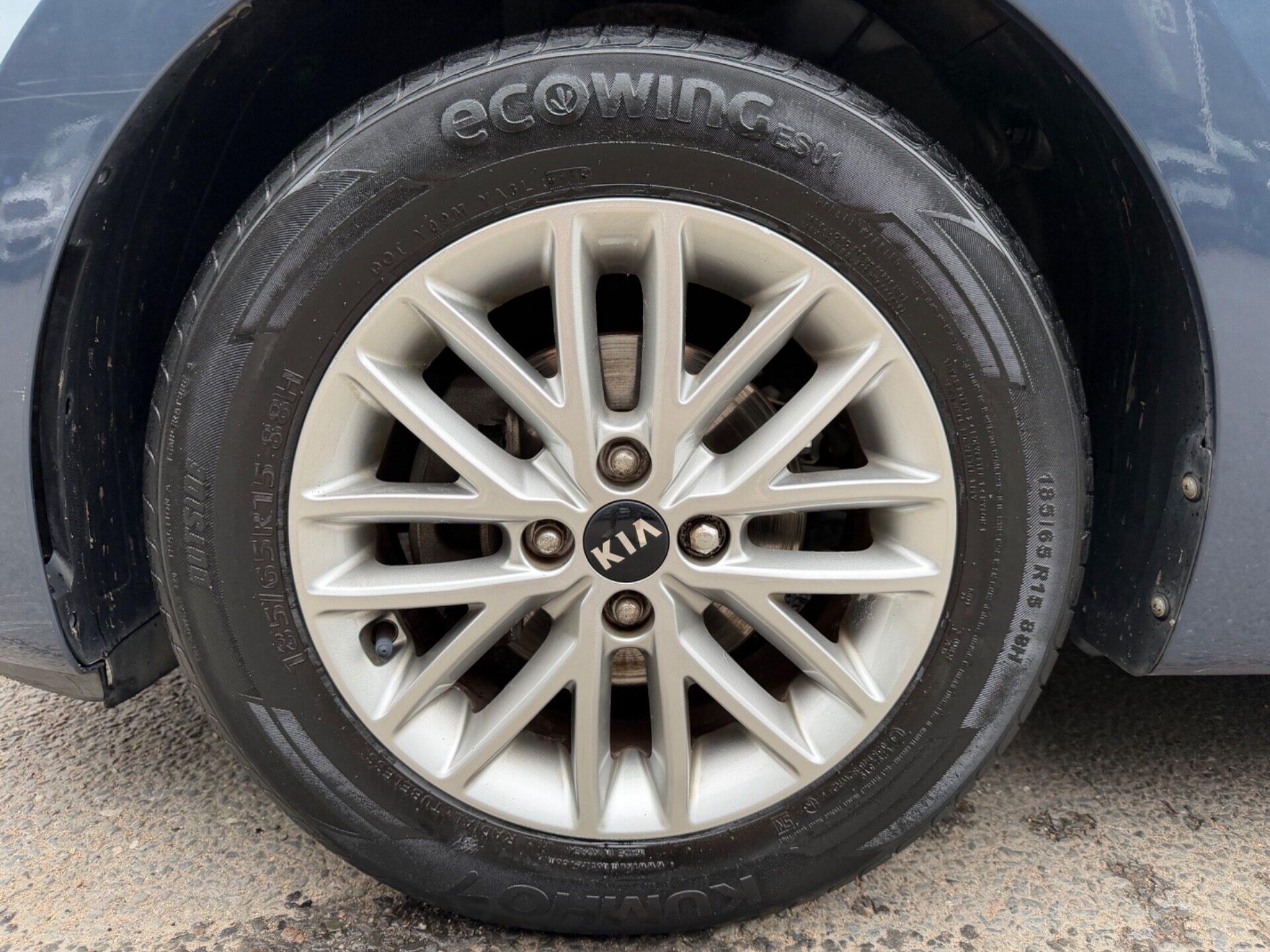 Kia Rio view 51