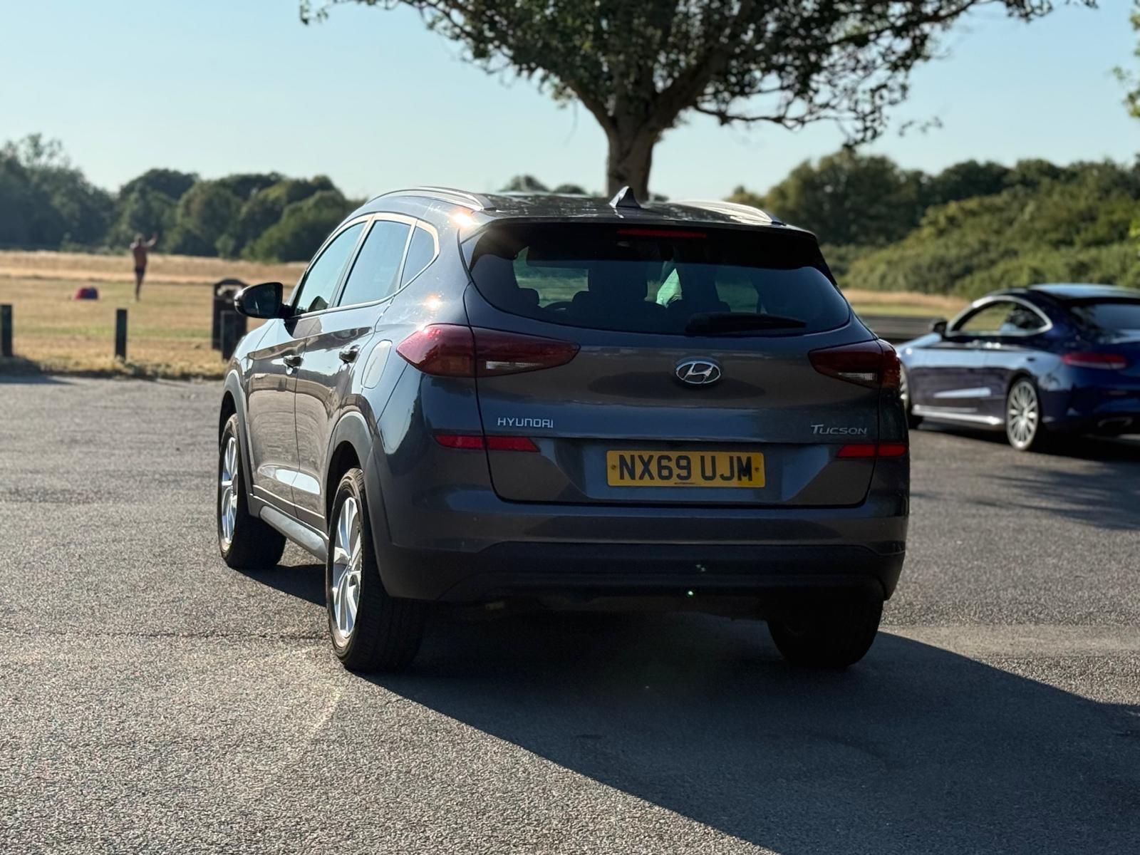 Hyundai Tucson view 18