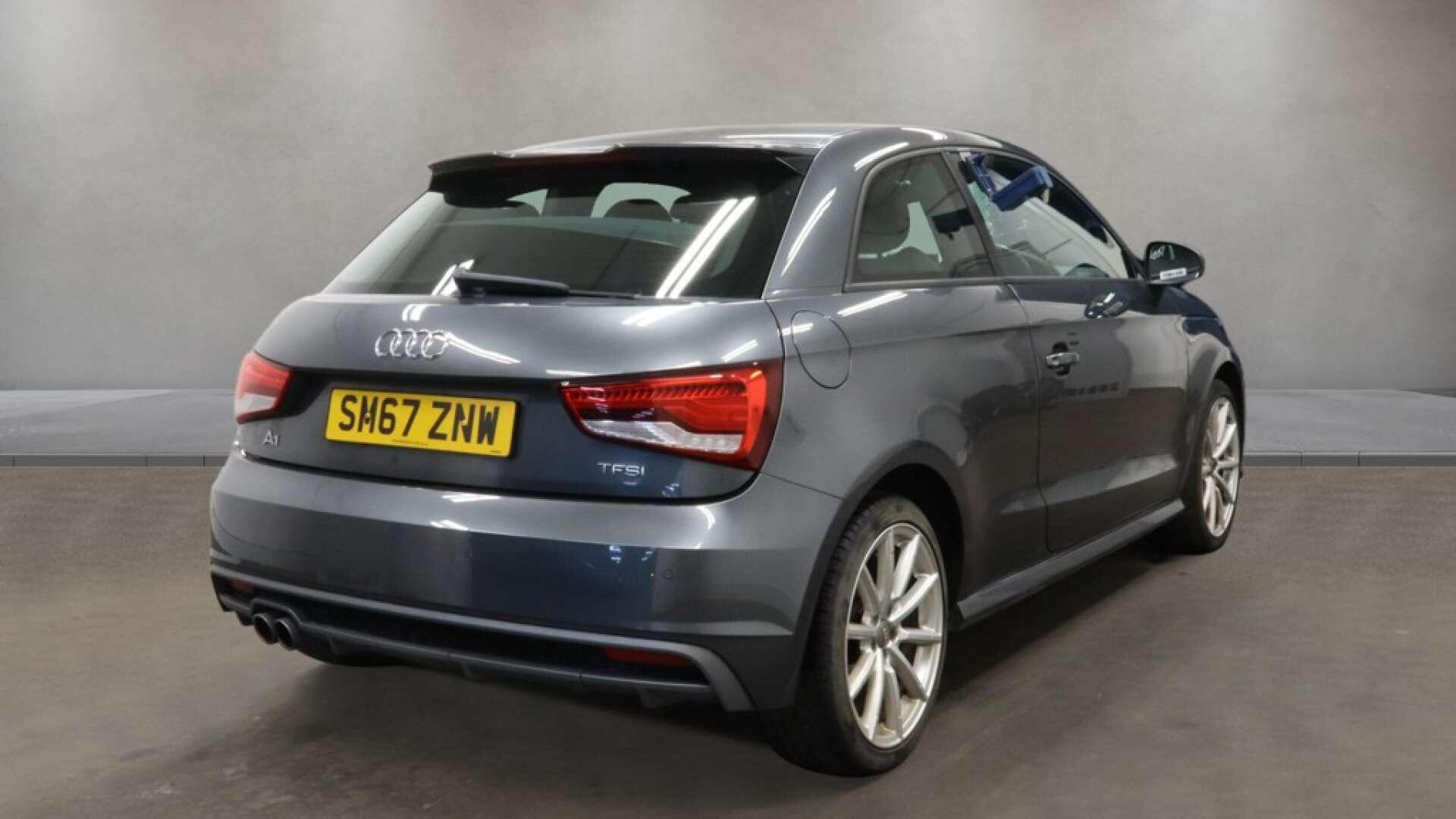 Audi A1 view 9