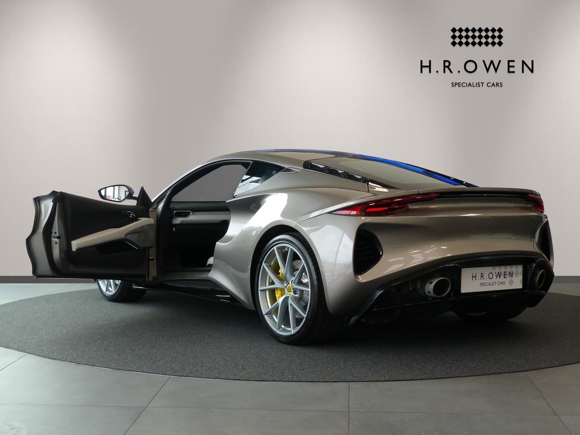 Lotus Emira view 13