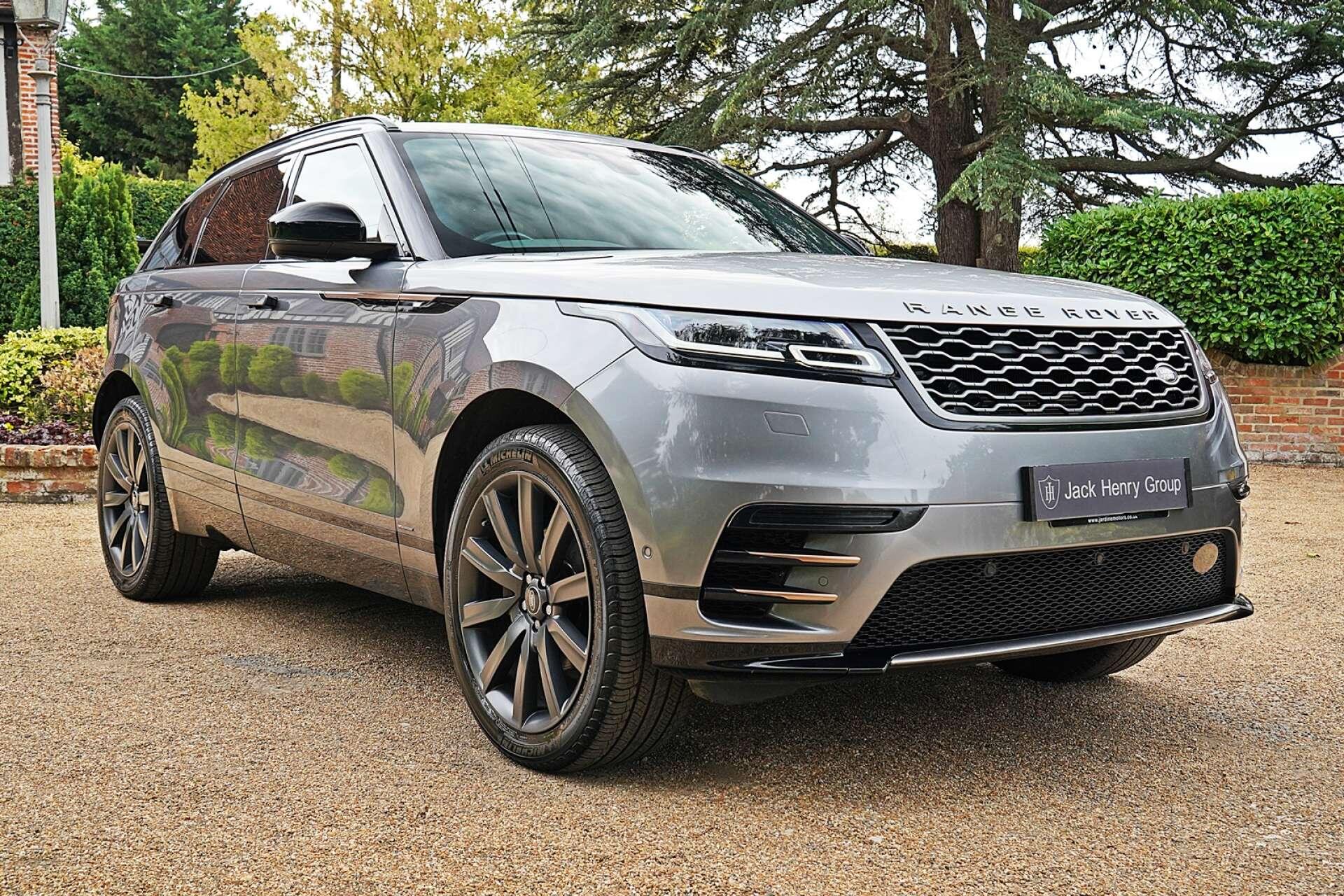 Land Rover Range Rover Velar view 10