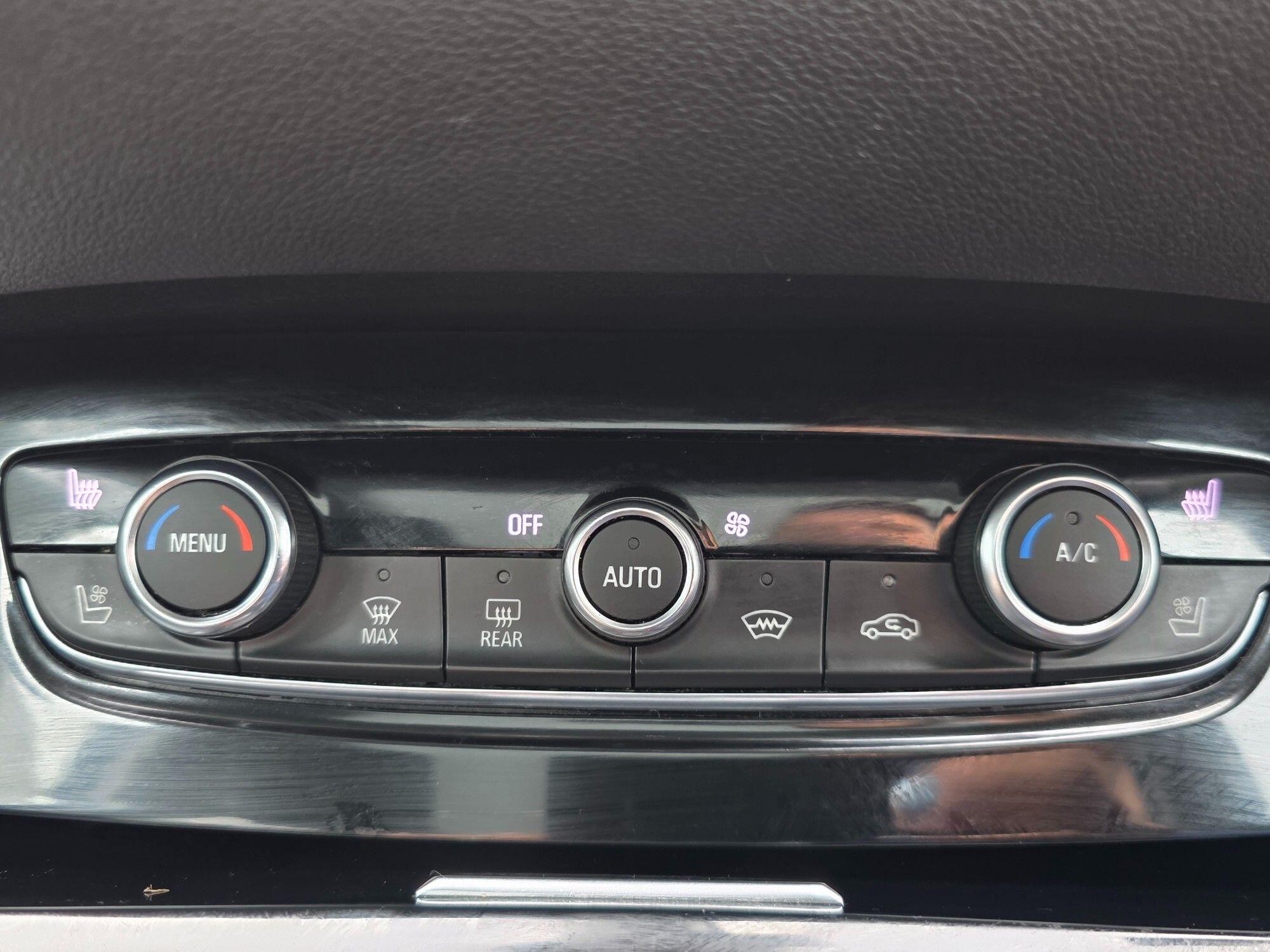 Vauxhall Grandland X view 30