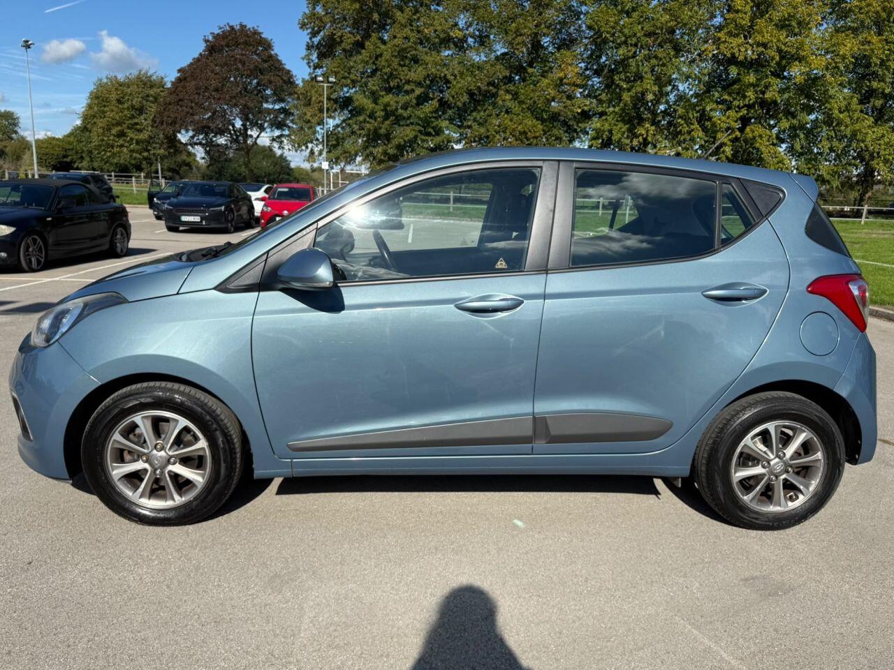 Hyundai I10 view 5