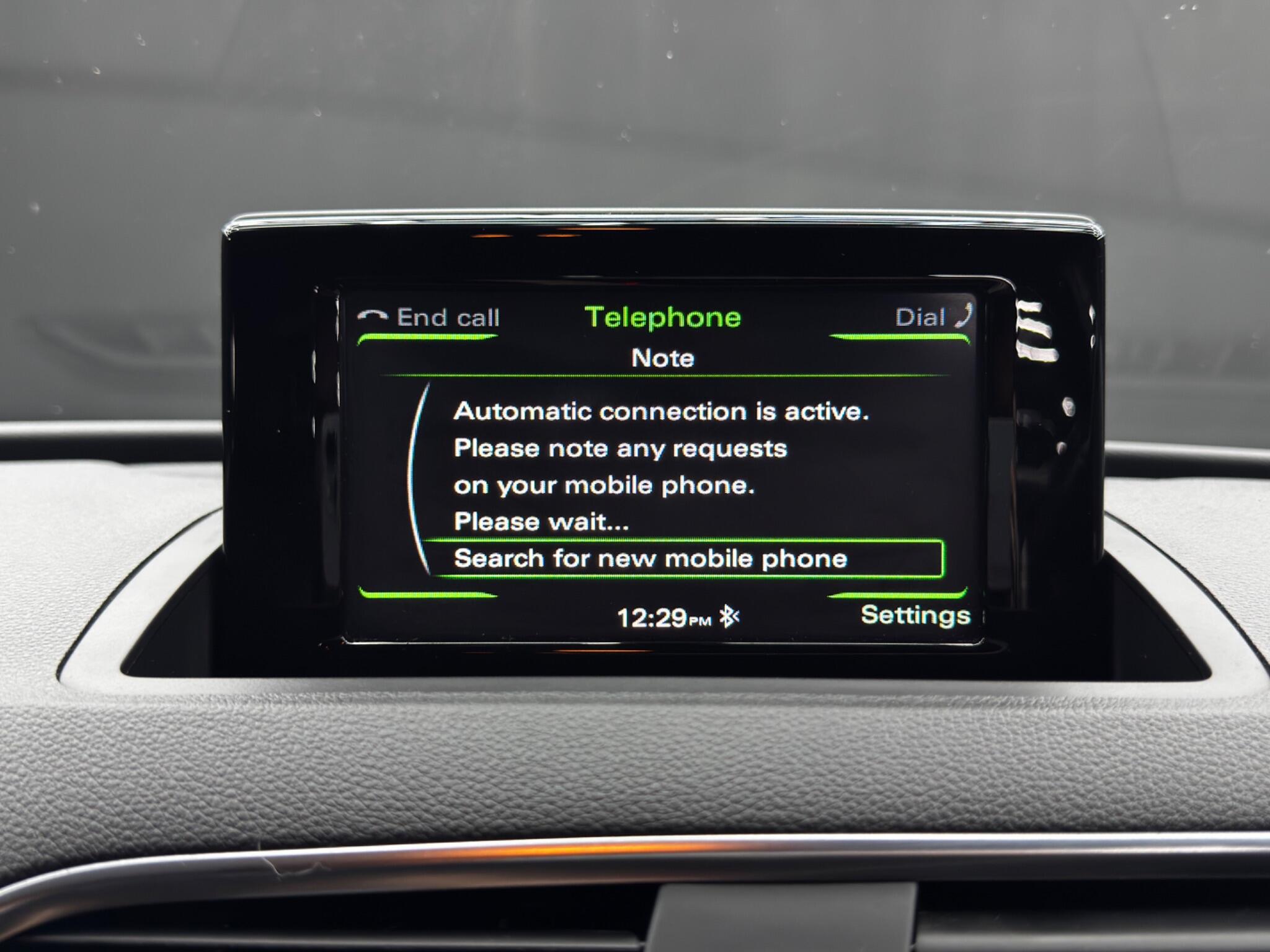 Audi Q3 view 33