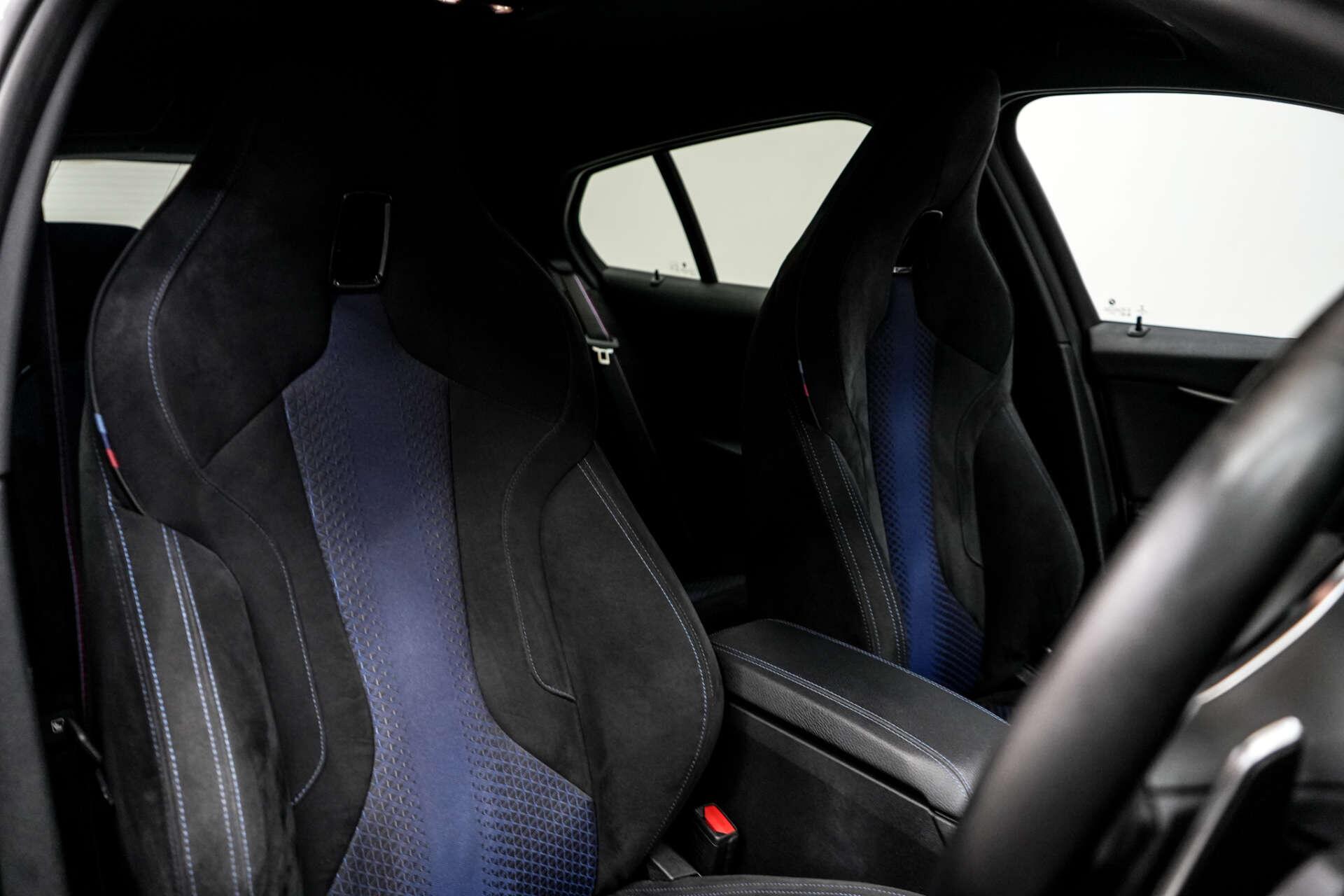 BMW 1 Series view 17