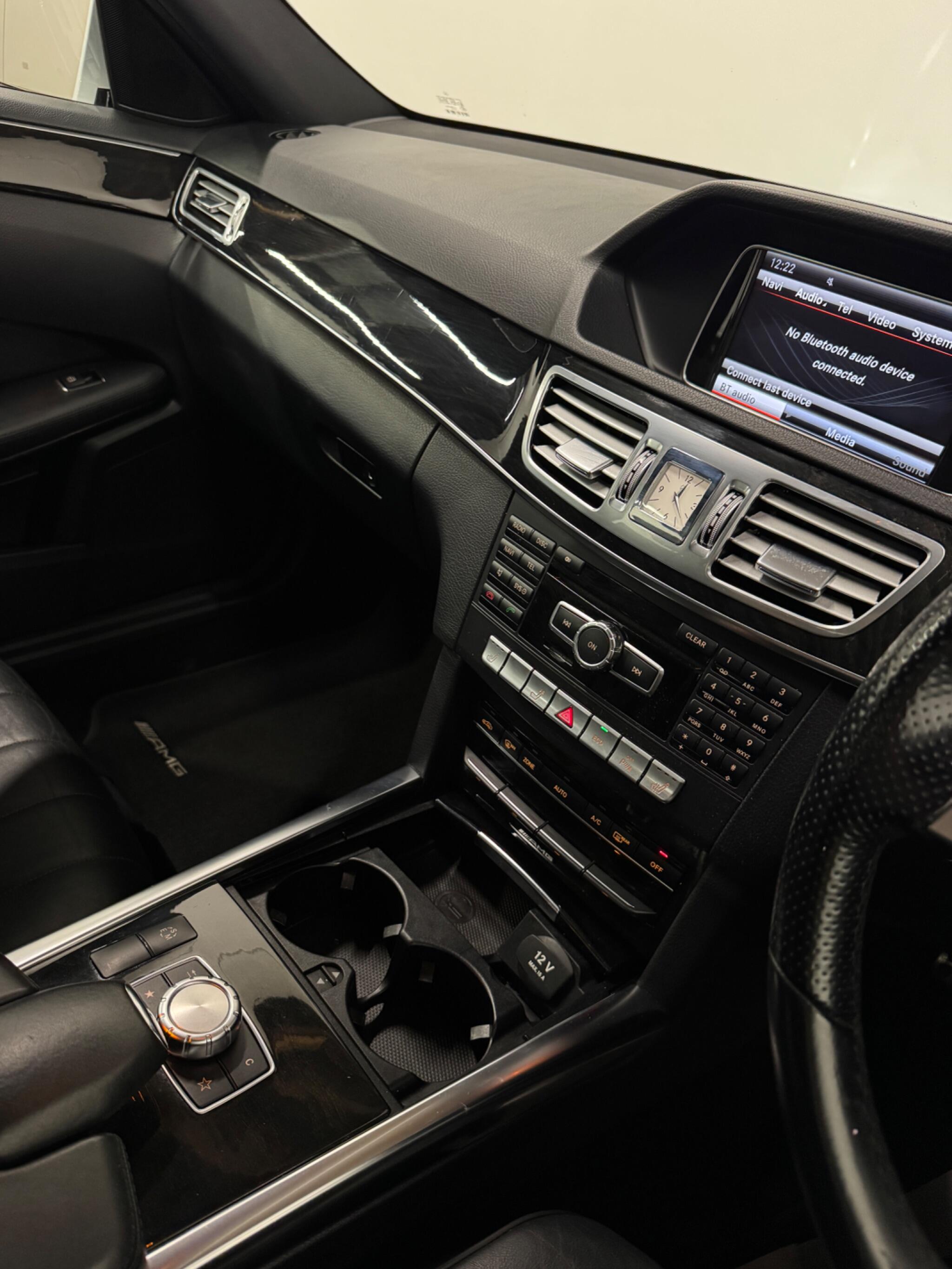 Mercedes-Benz E-Class view 16
