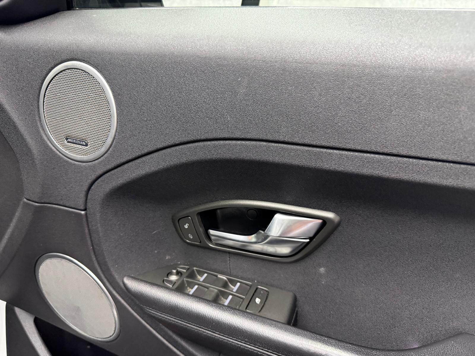 Land Rover Range Rover Evoque view 20