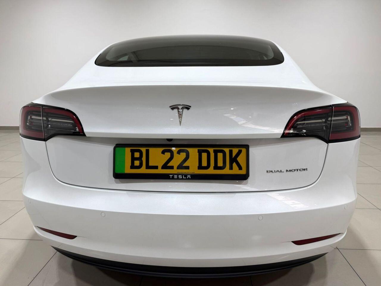 Tesla Model 3 view 10
