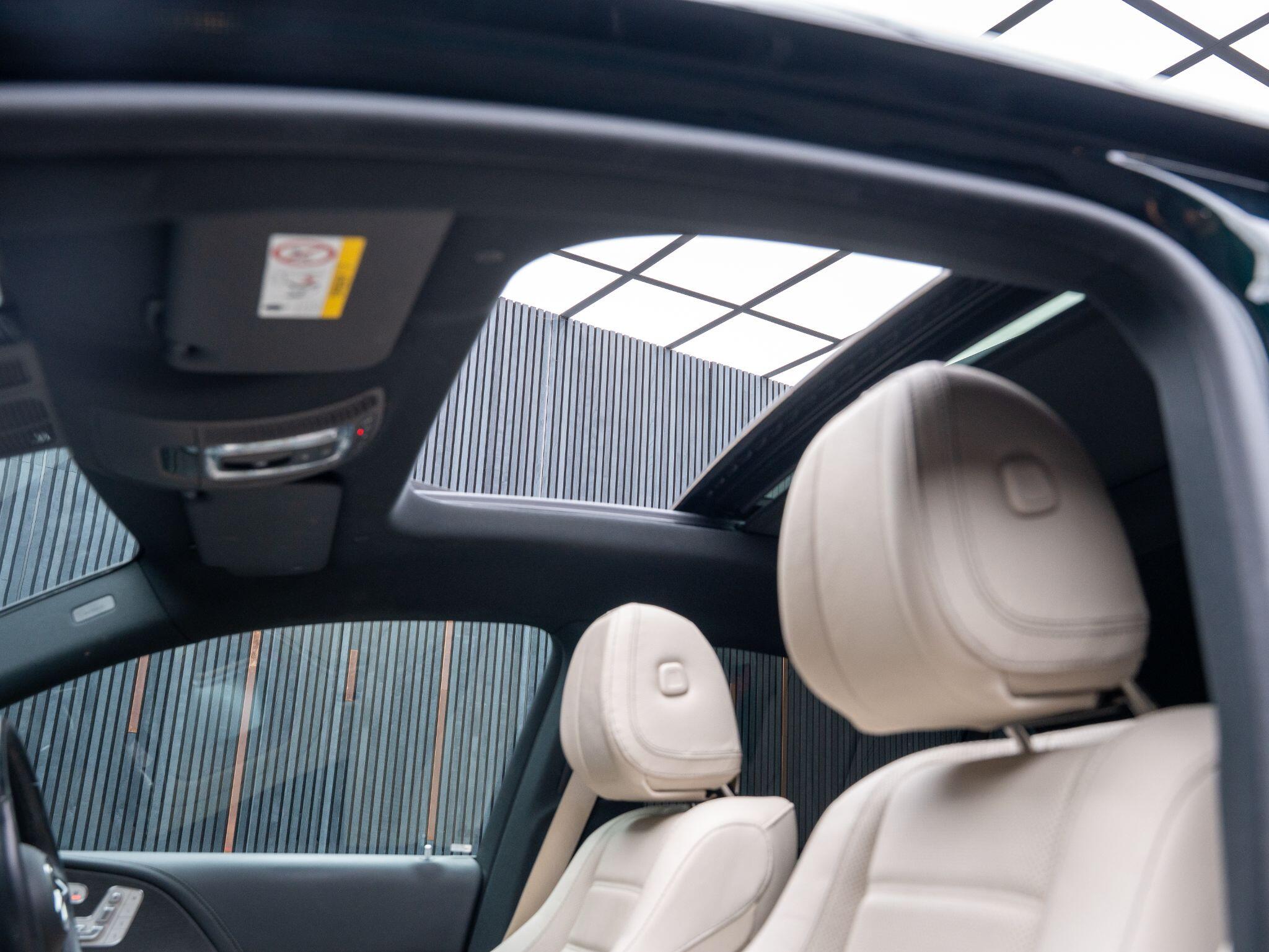 Mercedes-Benz GLE view 4