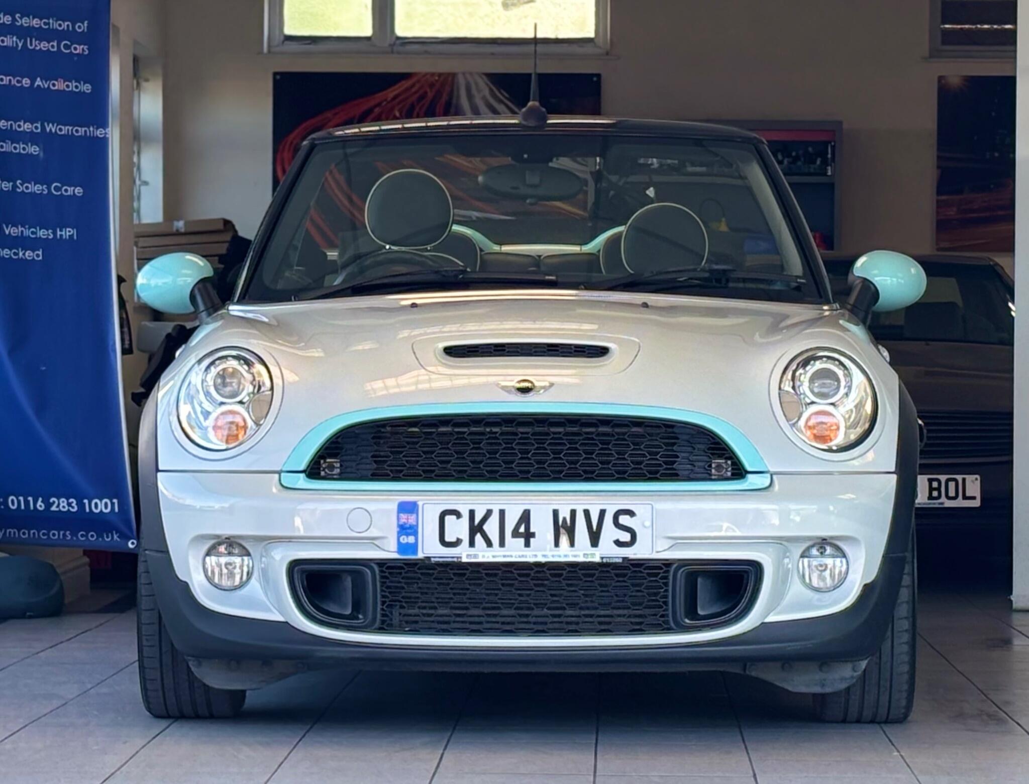Mini Convertible view 2