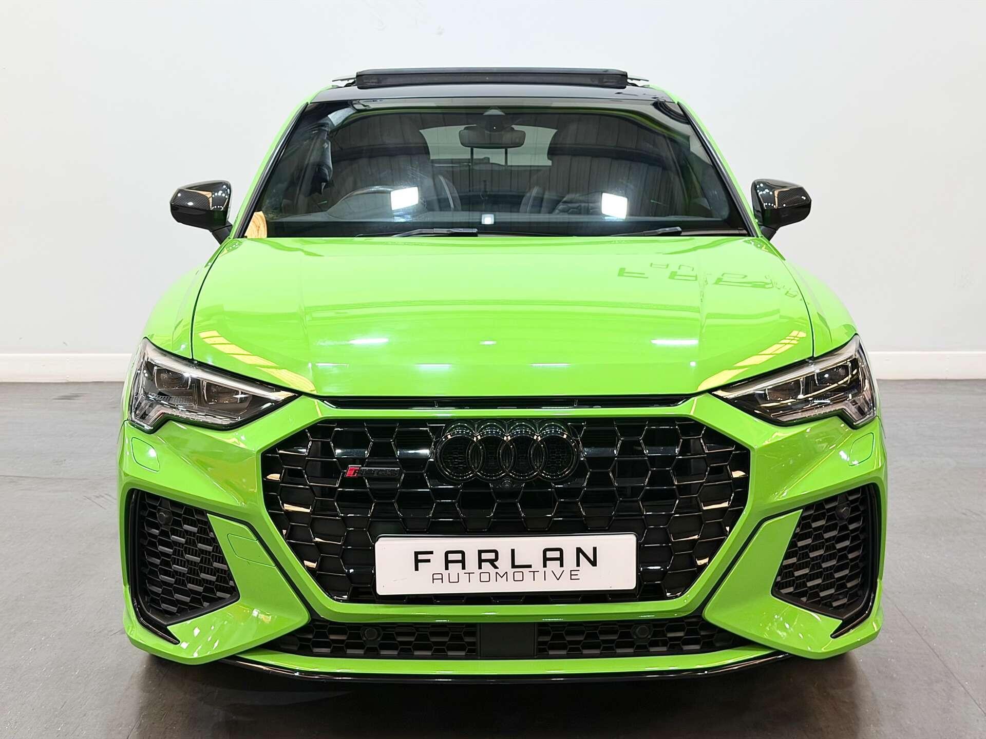 Audi RS Q3 view 11