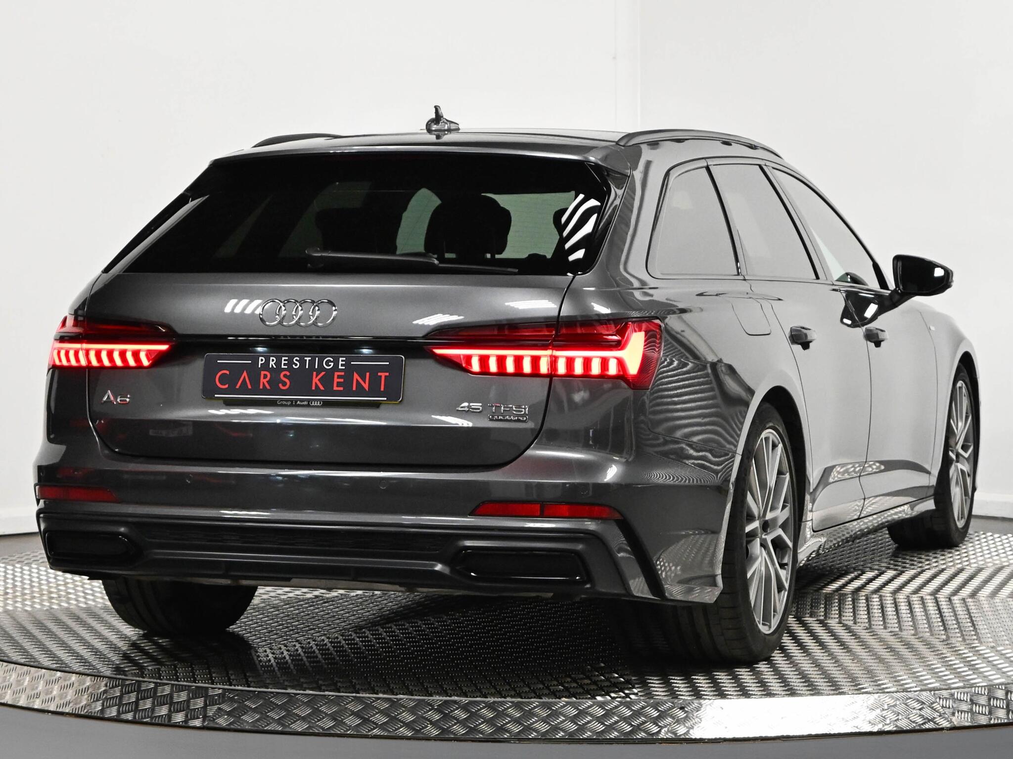 Audi A6 view 24