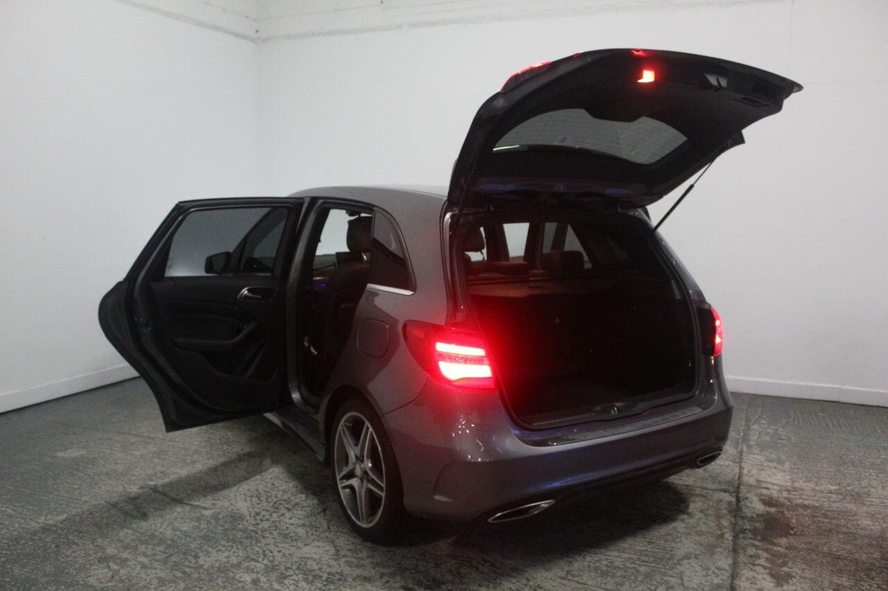 Mercedes-Benz B-Class view 19
