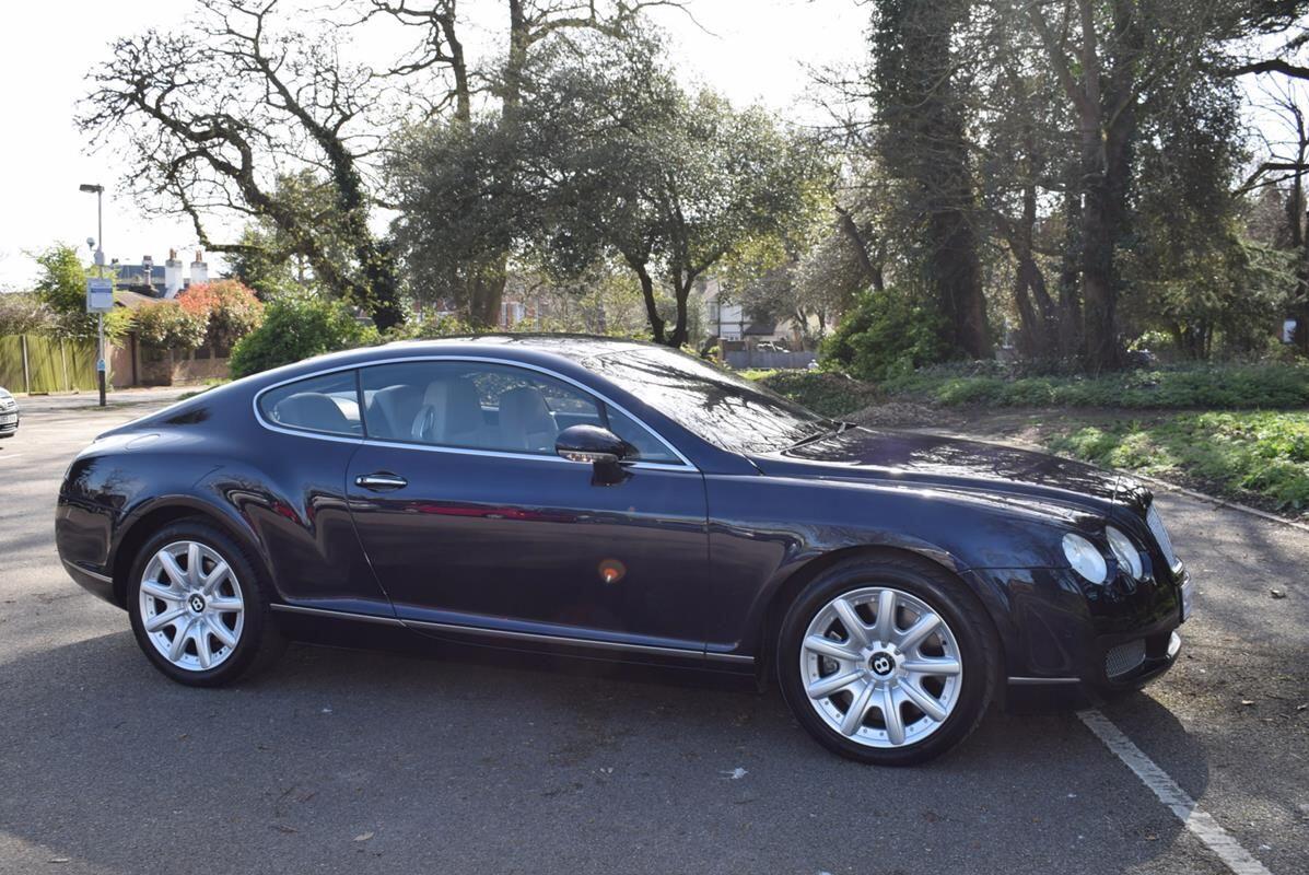 Bentley Continental view 32