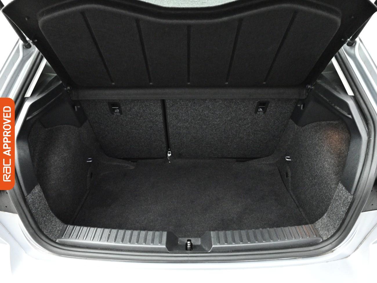 SEAT Ibiza view 24