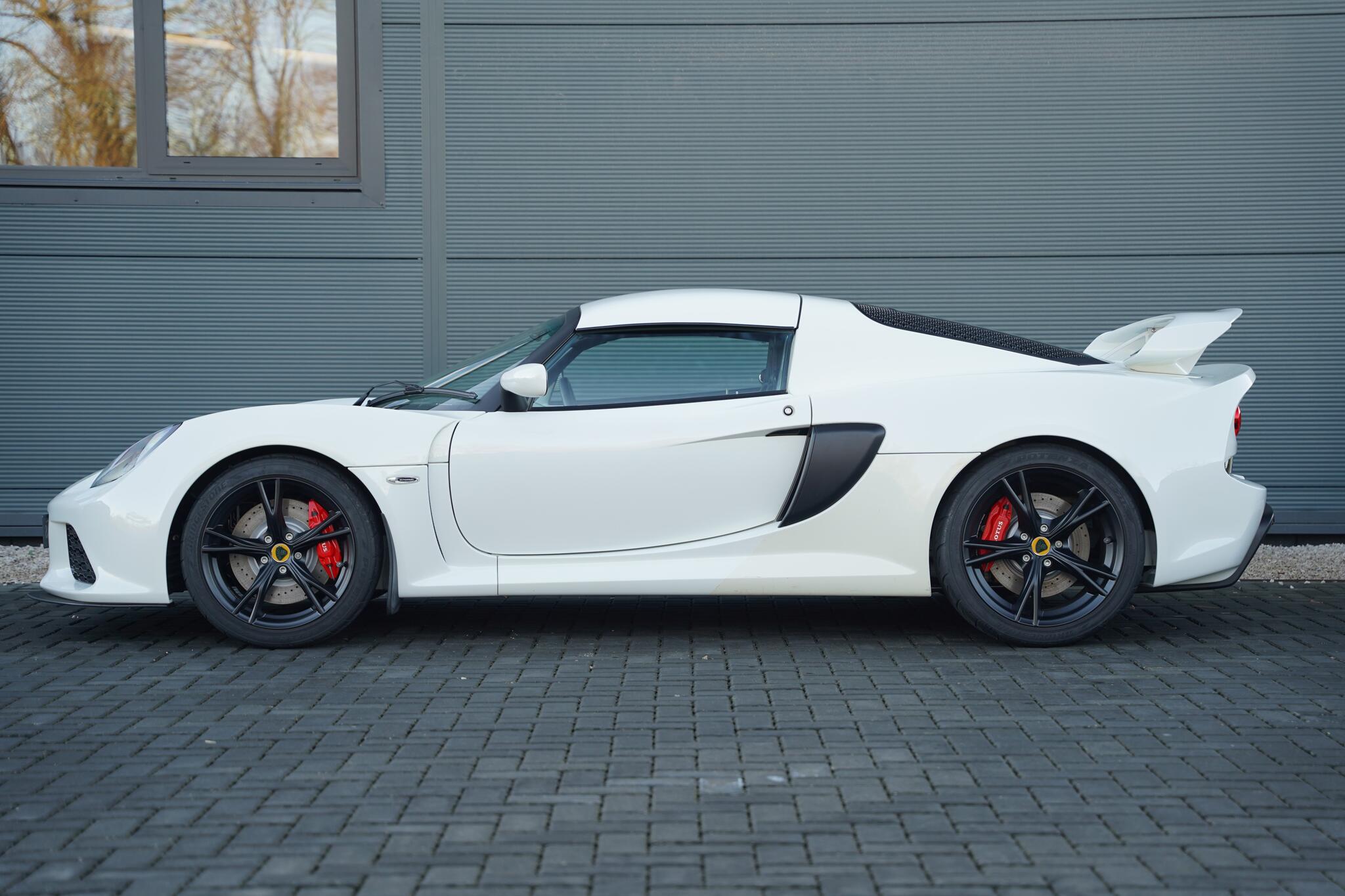 Lotus Exige view 6