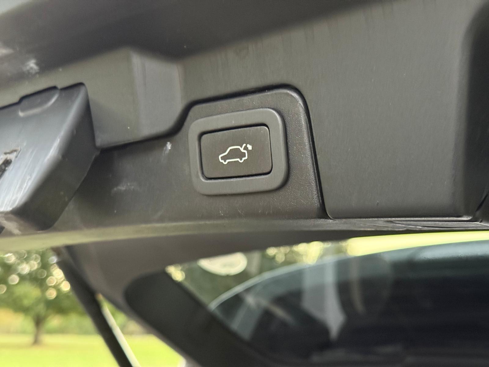 Land Rover Range Rover Evoque - Image 26