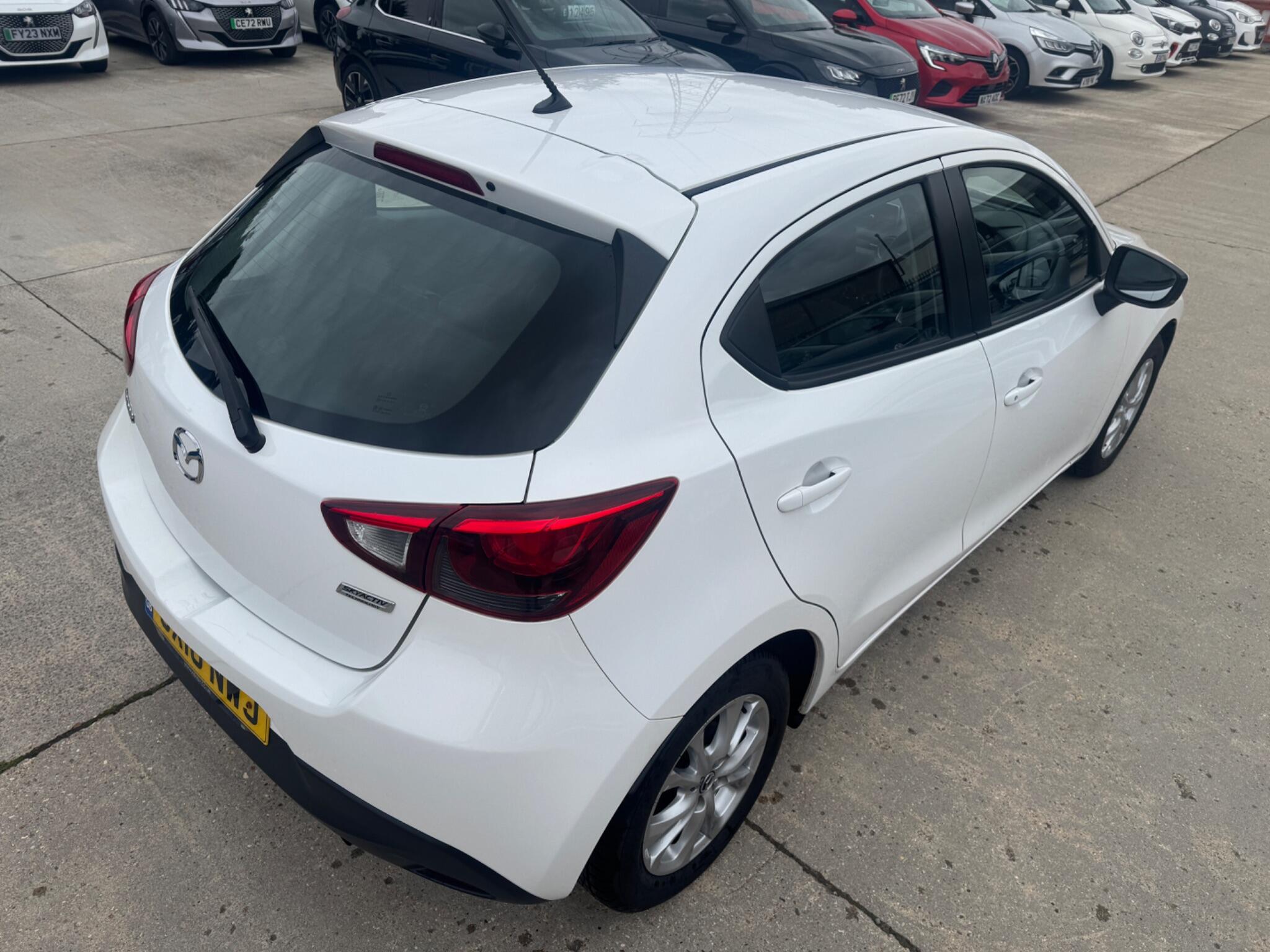 Mazda Skyactiv-G view 12