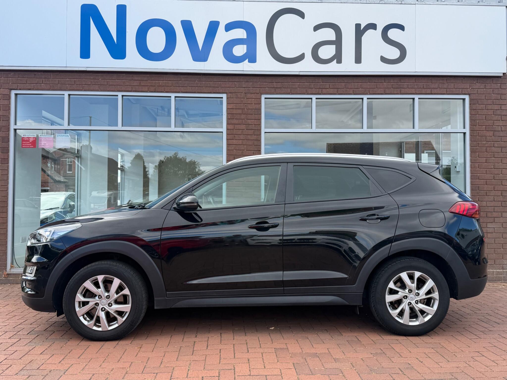 Hyundai Tucson view 3