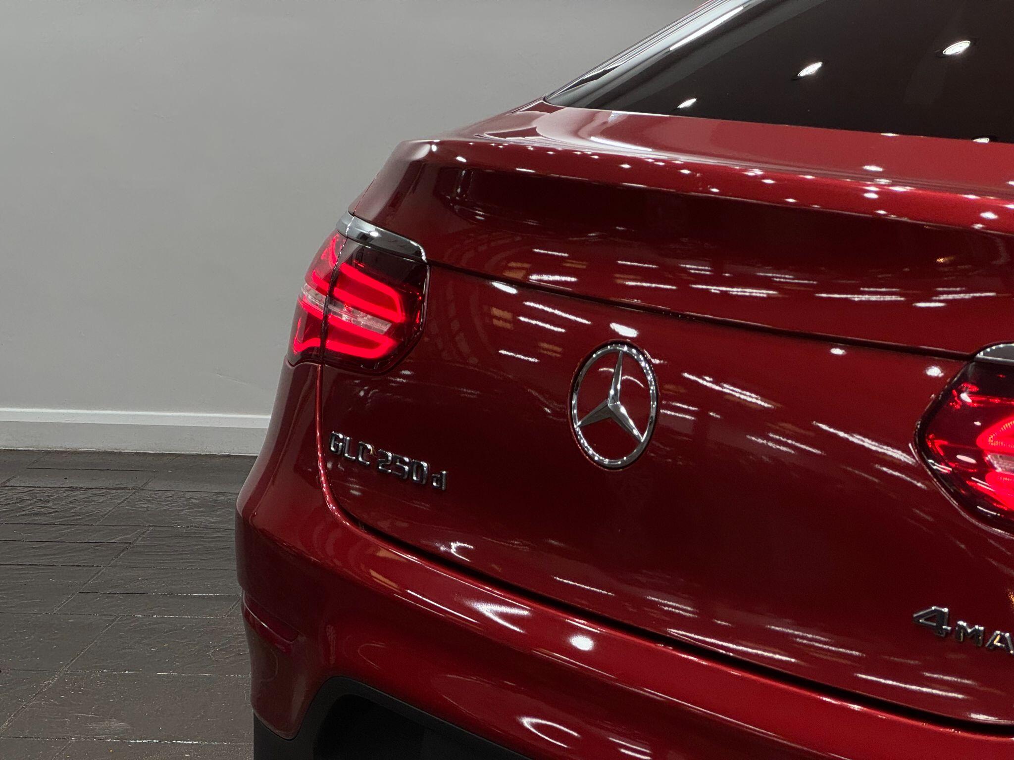 Mercedes-Benz GLC view 23