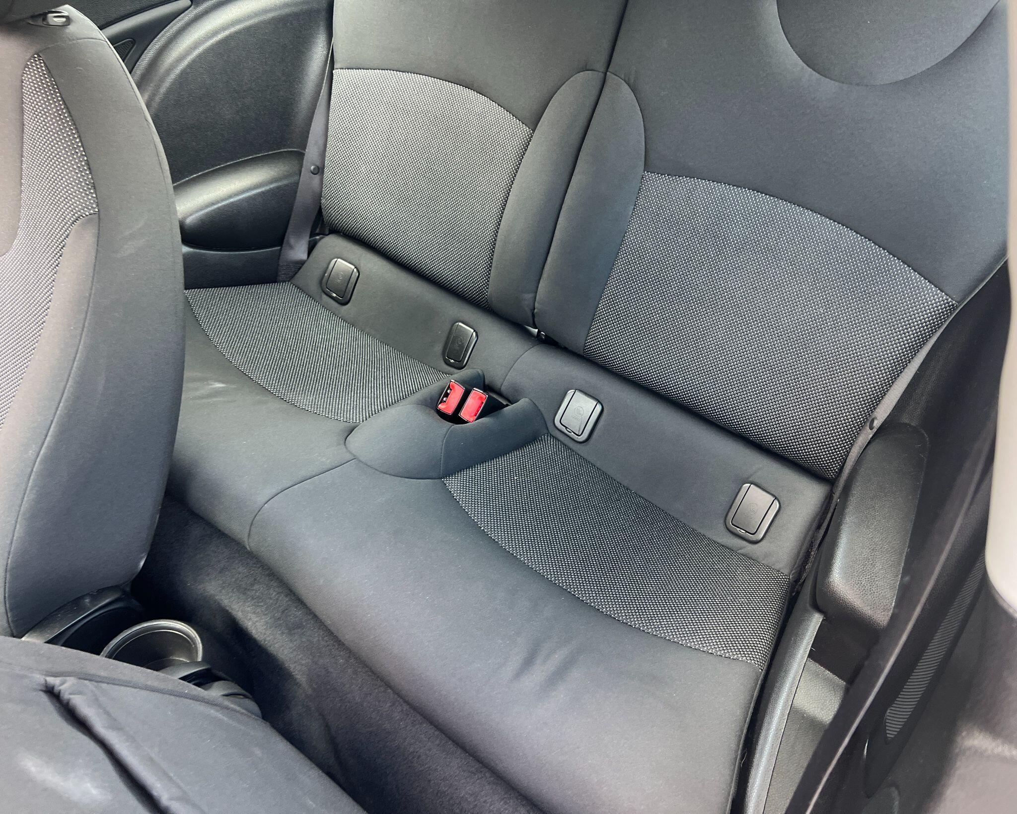 Mini Hatch view 24
