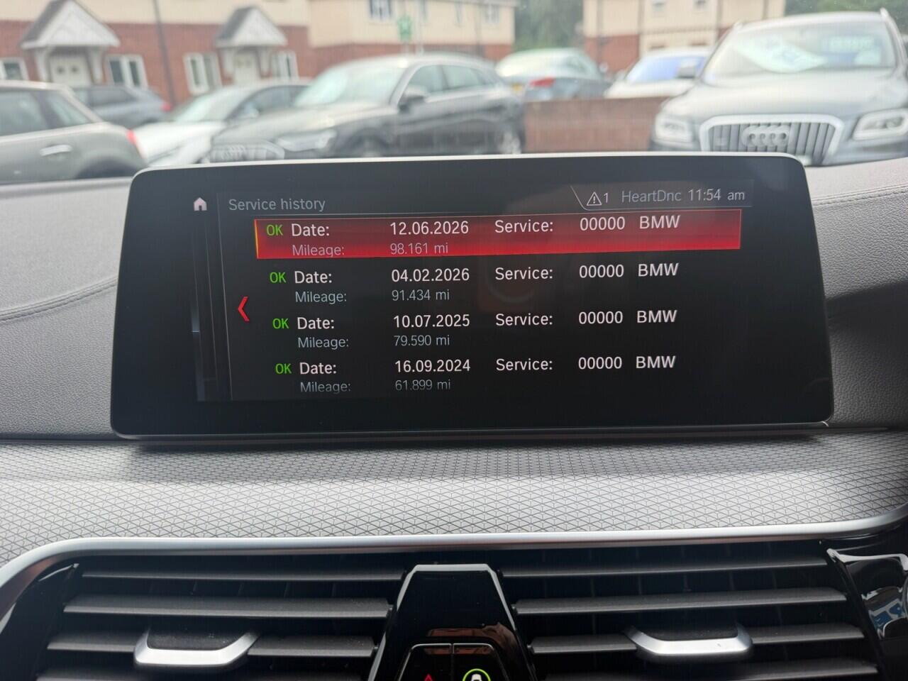 BMW 5 Series view 20
