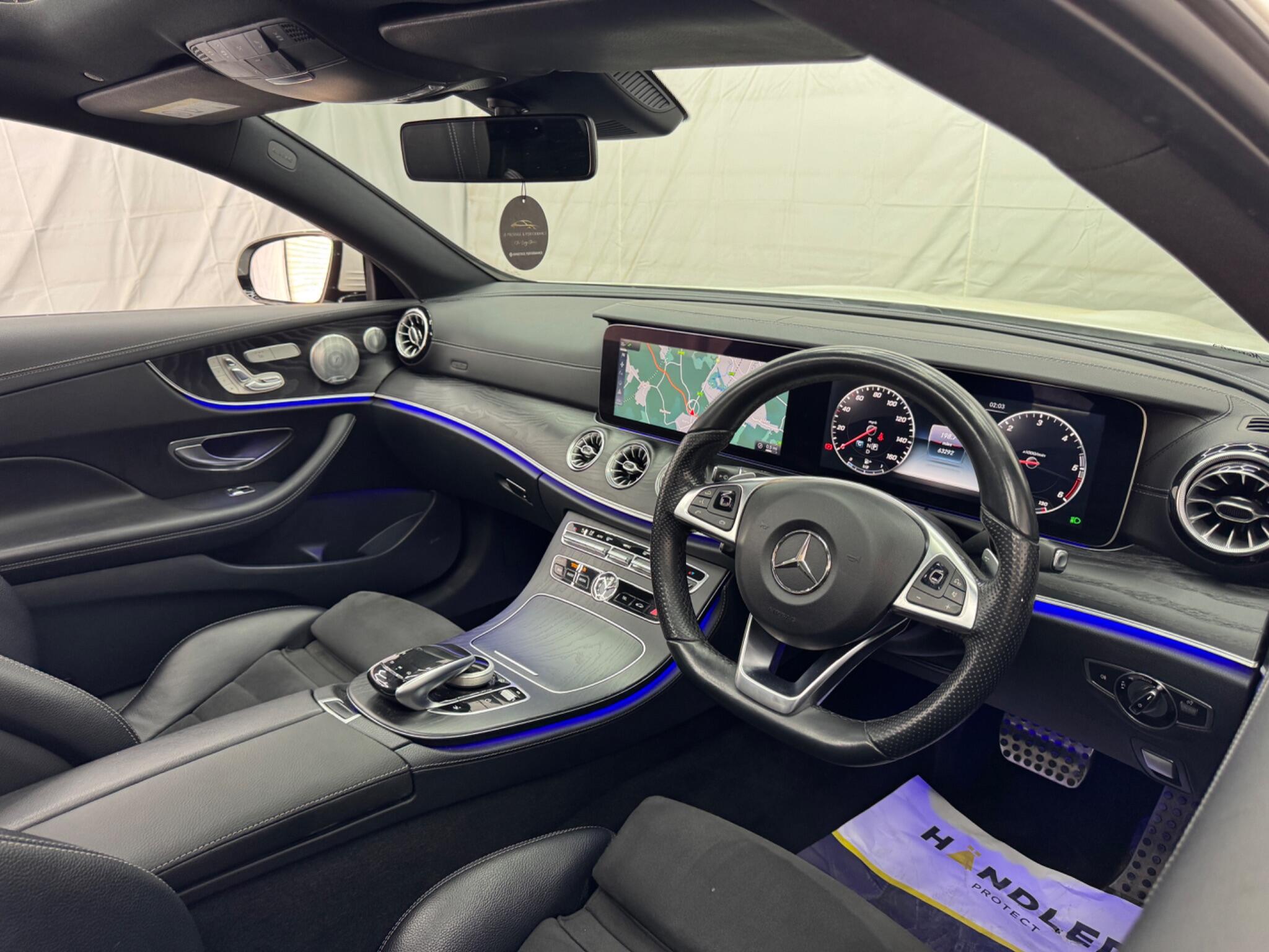 Mercedes-Benz E Class view 20