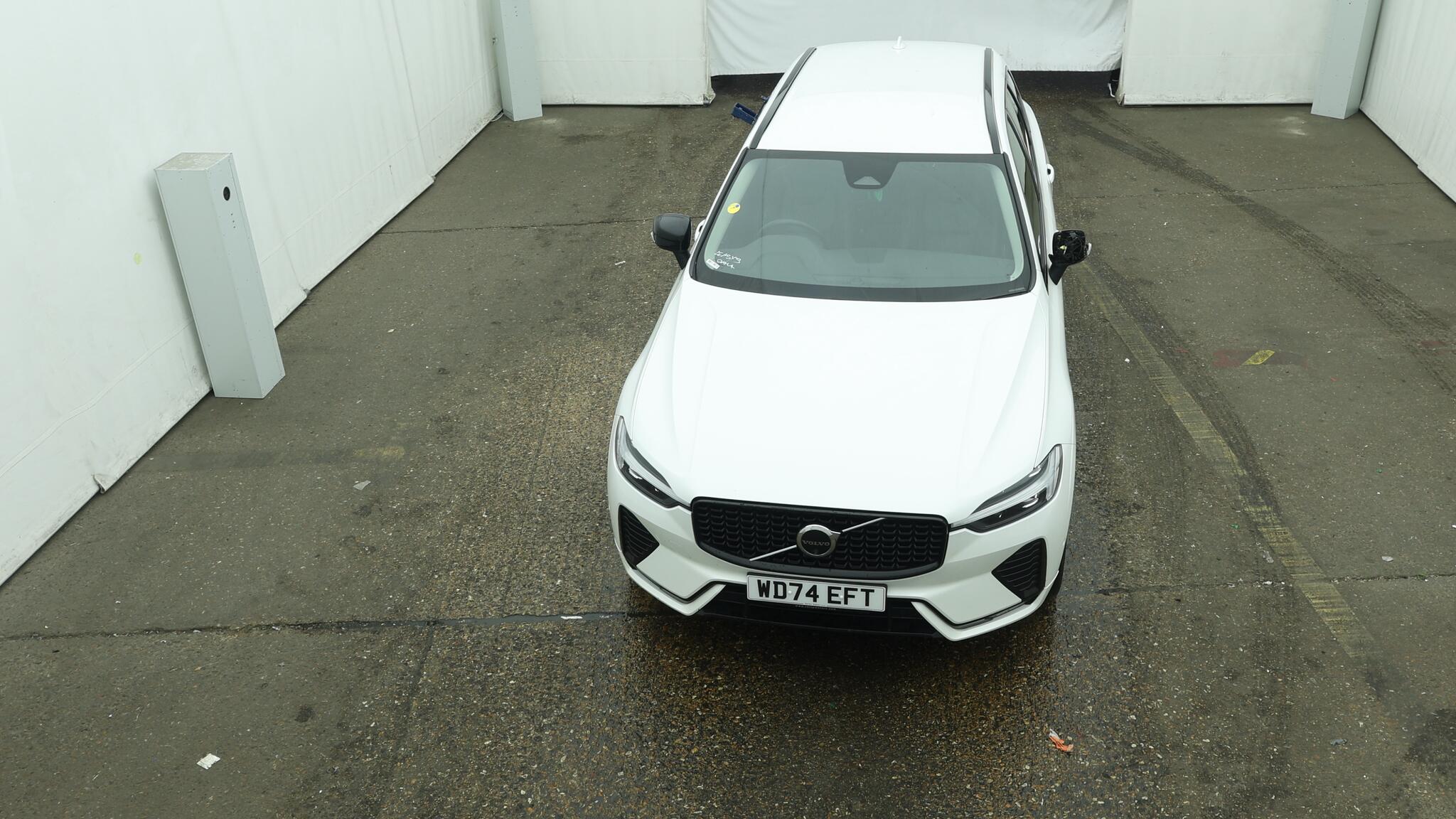 Volvo XC60 view 7