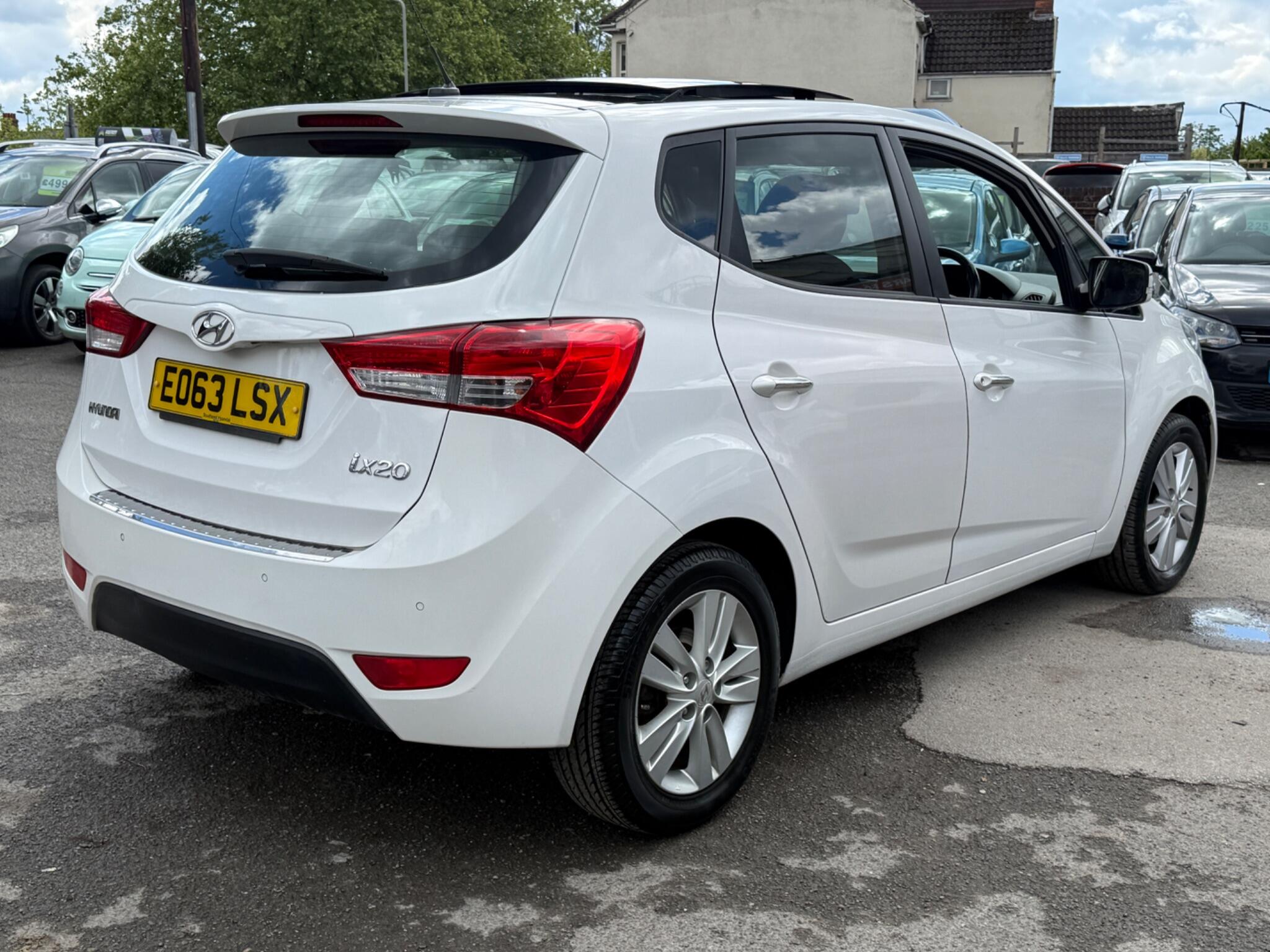 Hyundai ix20 - Image 20